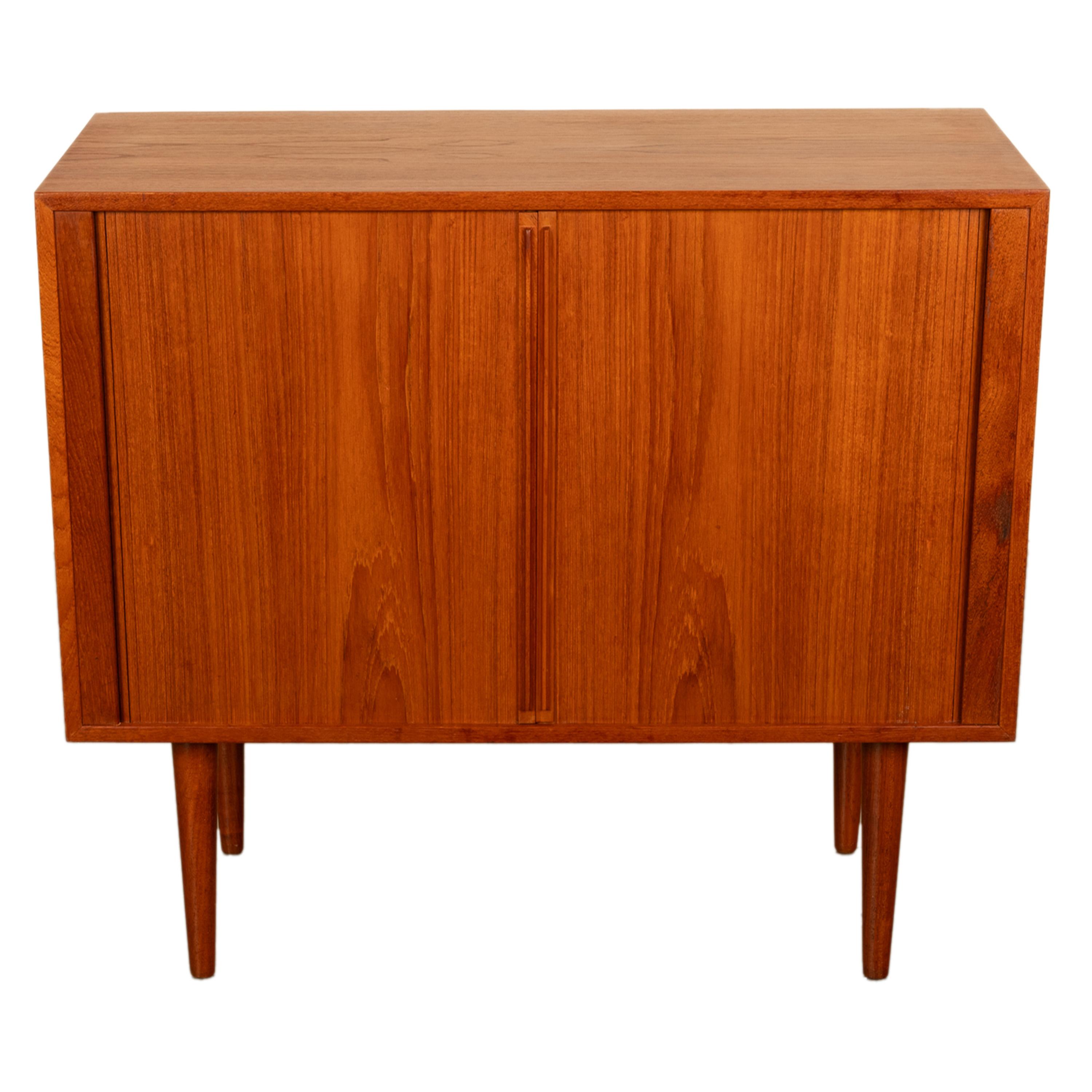 Dänische MCM Tambor Roll Front Teakholz Credenza Schrank Kai Kristiansen Feldballes im Angebot 8