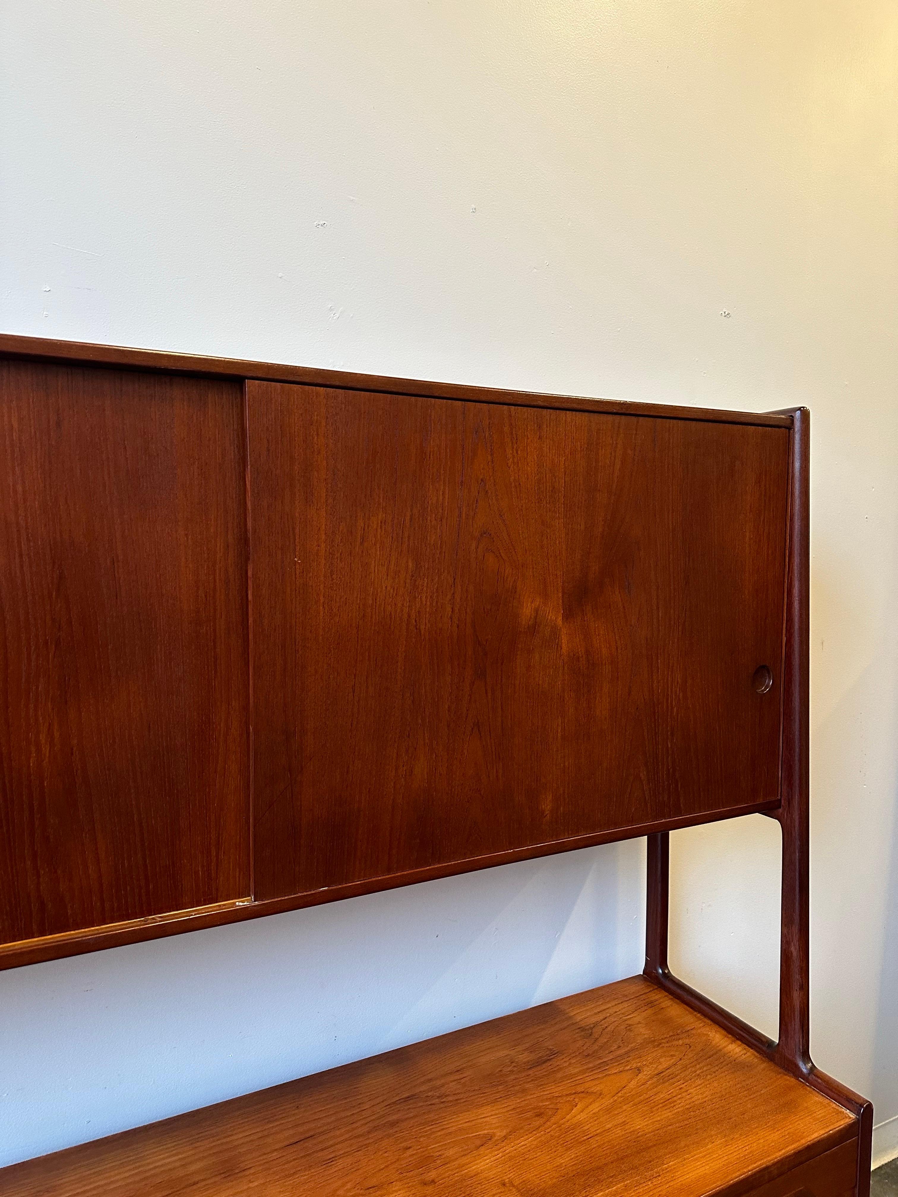 Danish MCM Teak Hans Wegner for Ry Mobler Floating Hutch 2