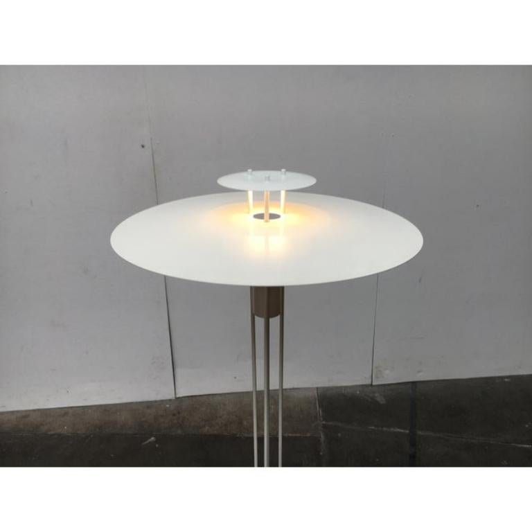 Lámpara de pie danesa de metal de Frandsen, 1989 en venta 4
