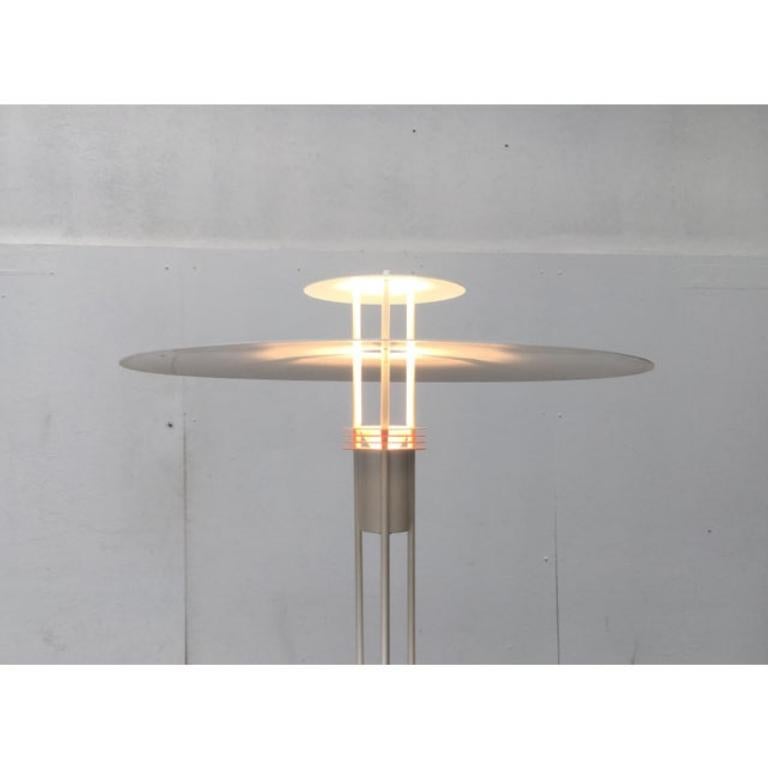 Lámpara de pie danesa de metal de Frandsen, 1989 Danés en venta
