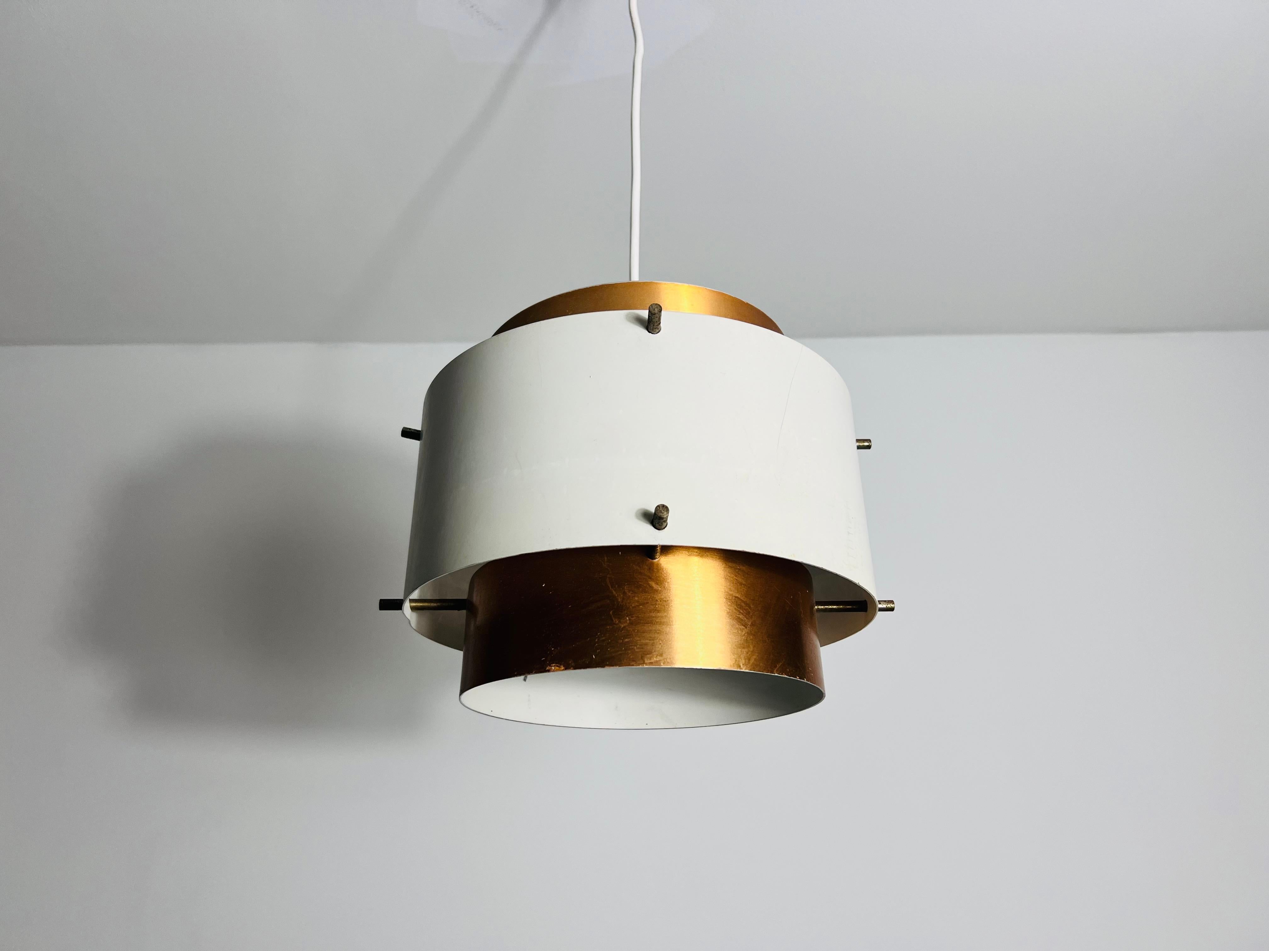 Danese Lampada a sospensione danese in metallo, anni '1970 in vendita