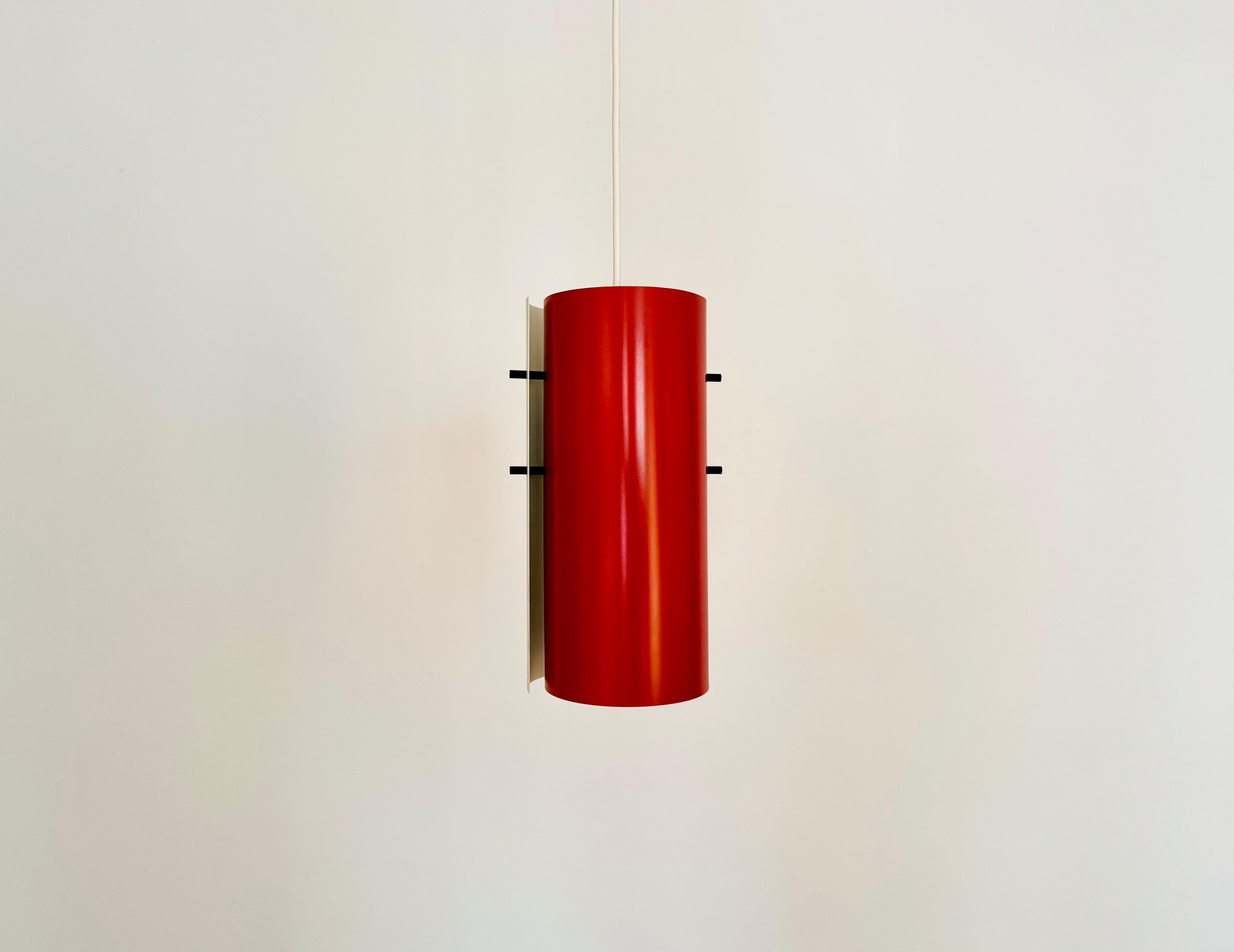 Mid-Century moderno Lampada a sospensione danese in metallo in vendita