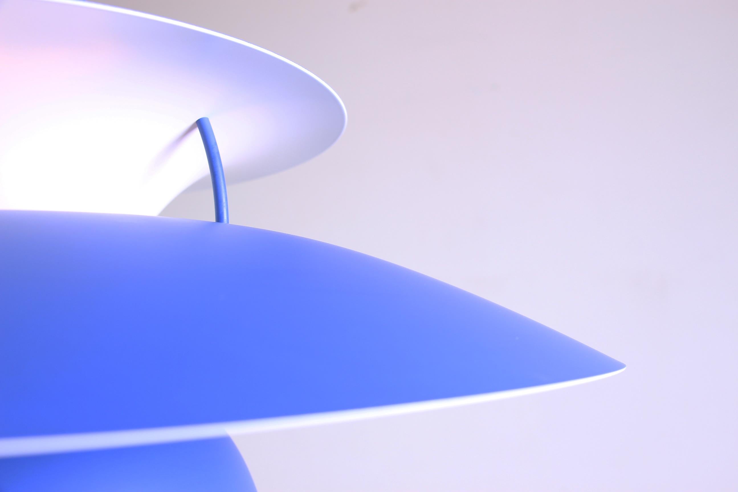 Danish metal pendant light, model PH 5 by Poul Henningsen for Louis Poulsen. 4