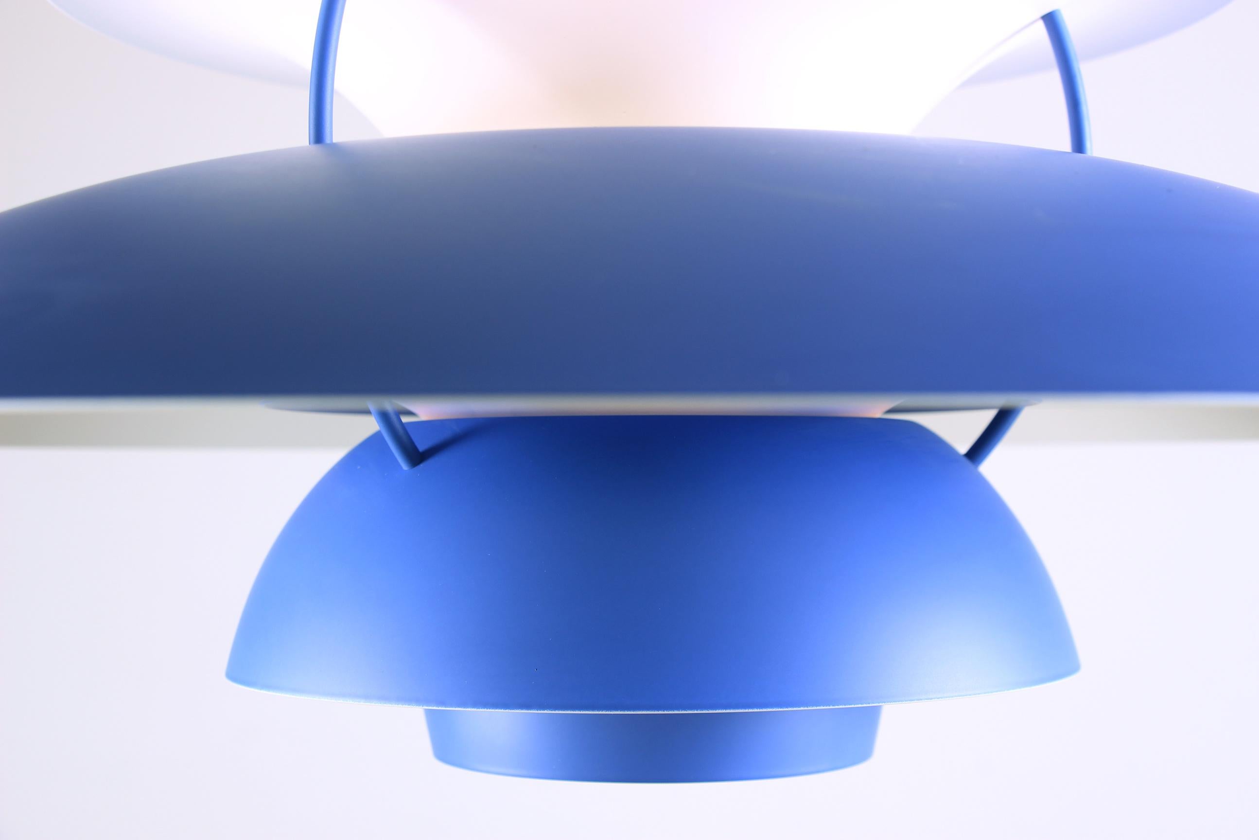 Danish metal pendant light, model PH 5 by Poul Henningsen for Louis Poulsen. 3
