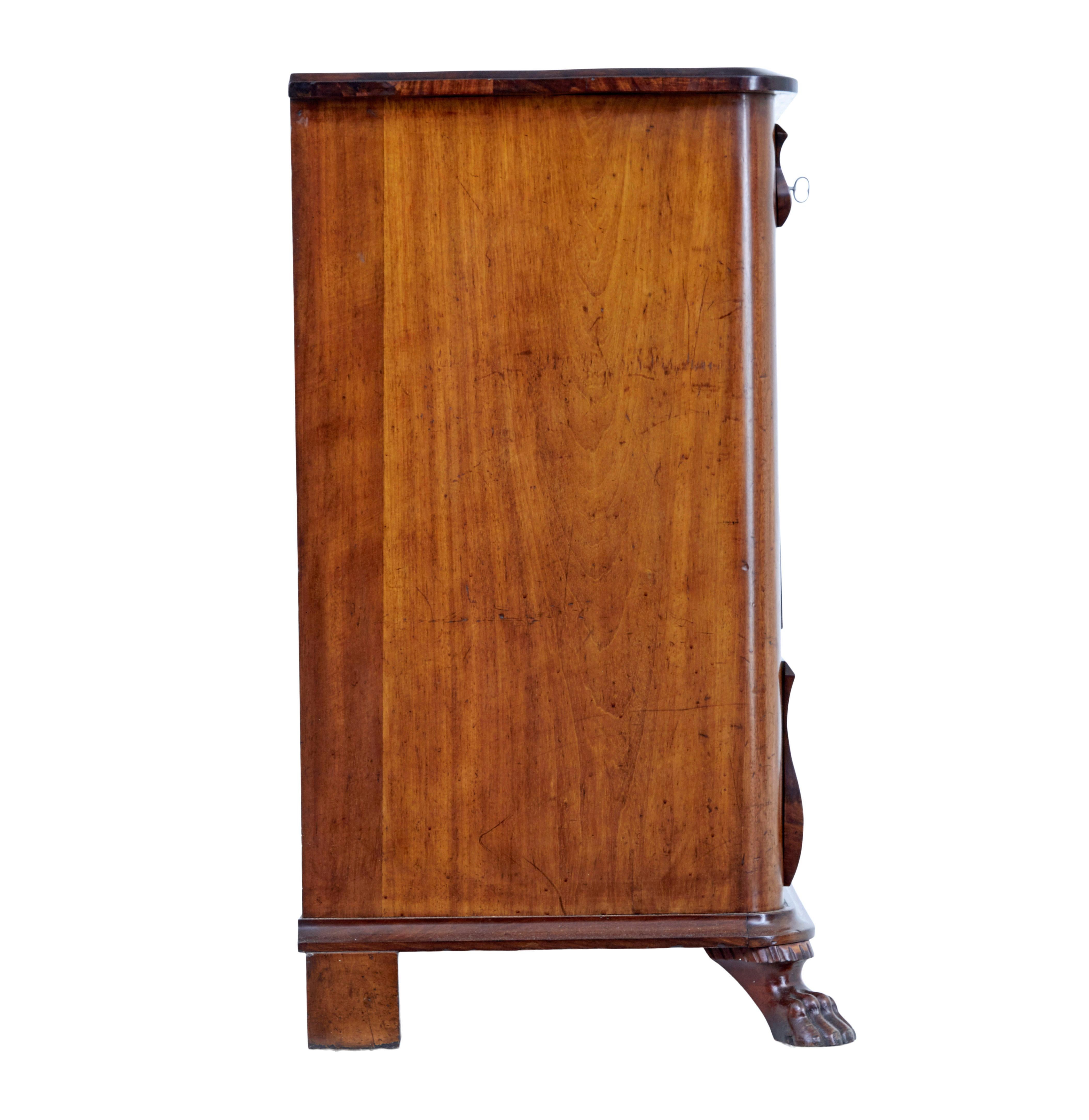 Cassettiera danese in mogano a fiamma della metà del XIX secolo In condizioni buone in vendita a Debenham, Suffolk