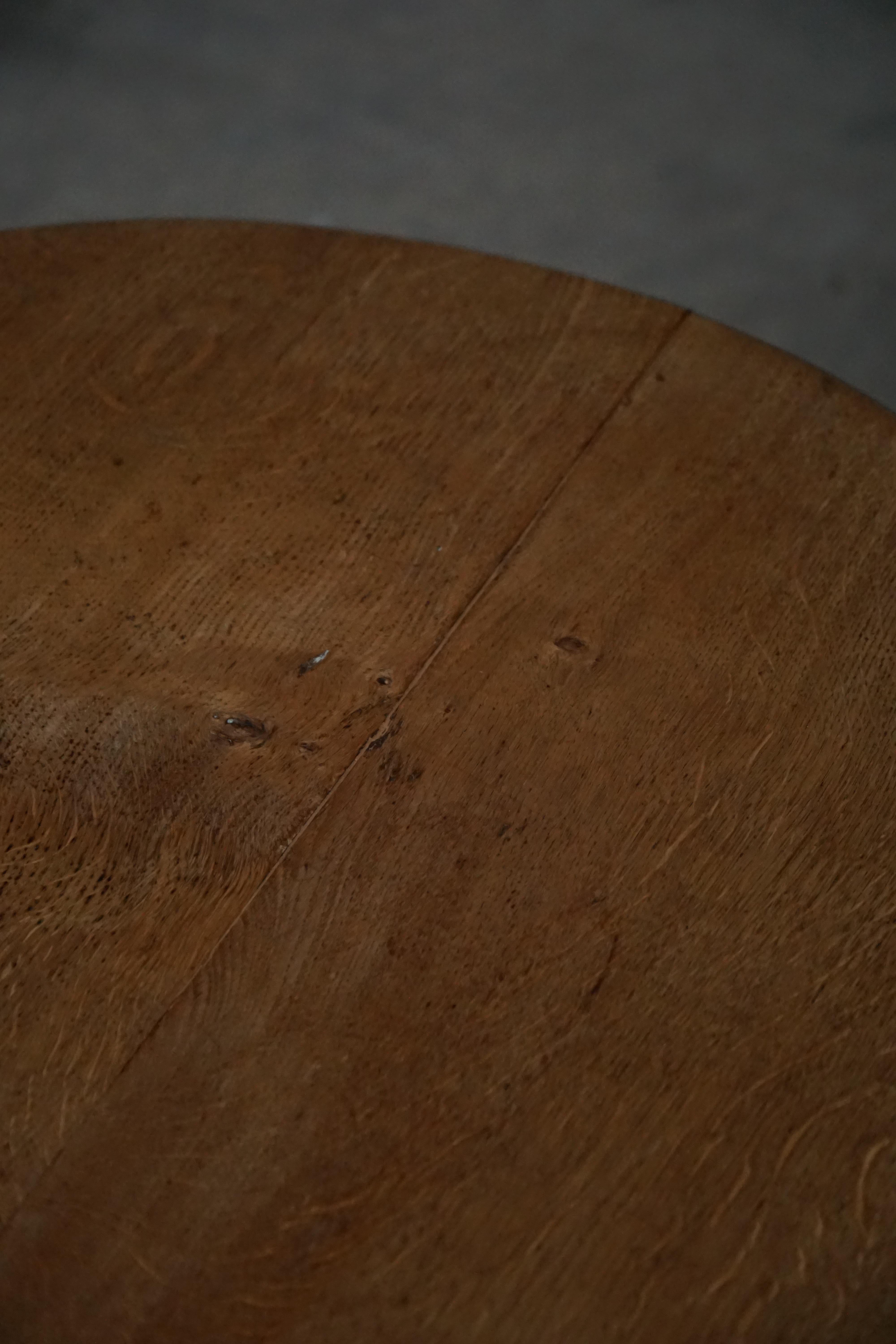 Danish Mid-20th Century, Coffee Table / Side Table in Oak, Otto Færge, 1940s en vente 2