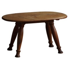 Danish Mid-20th Century, Coffee Table / Side Table in Oak, Otto Færge, 1940s