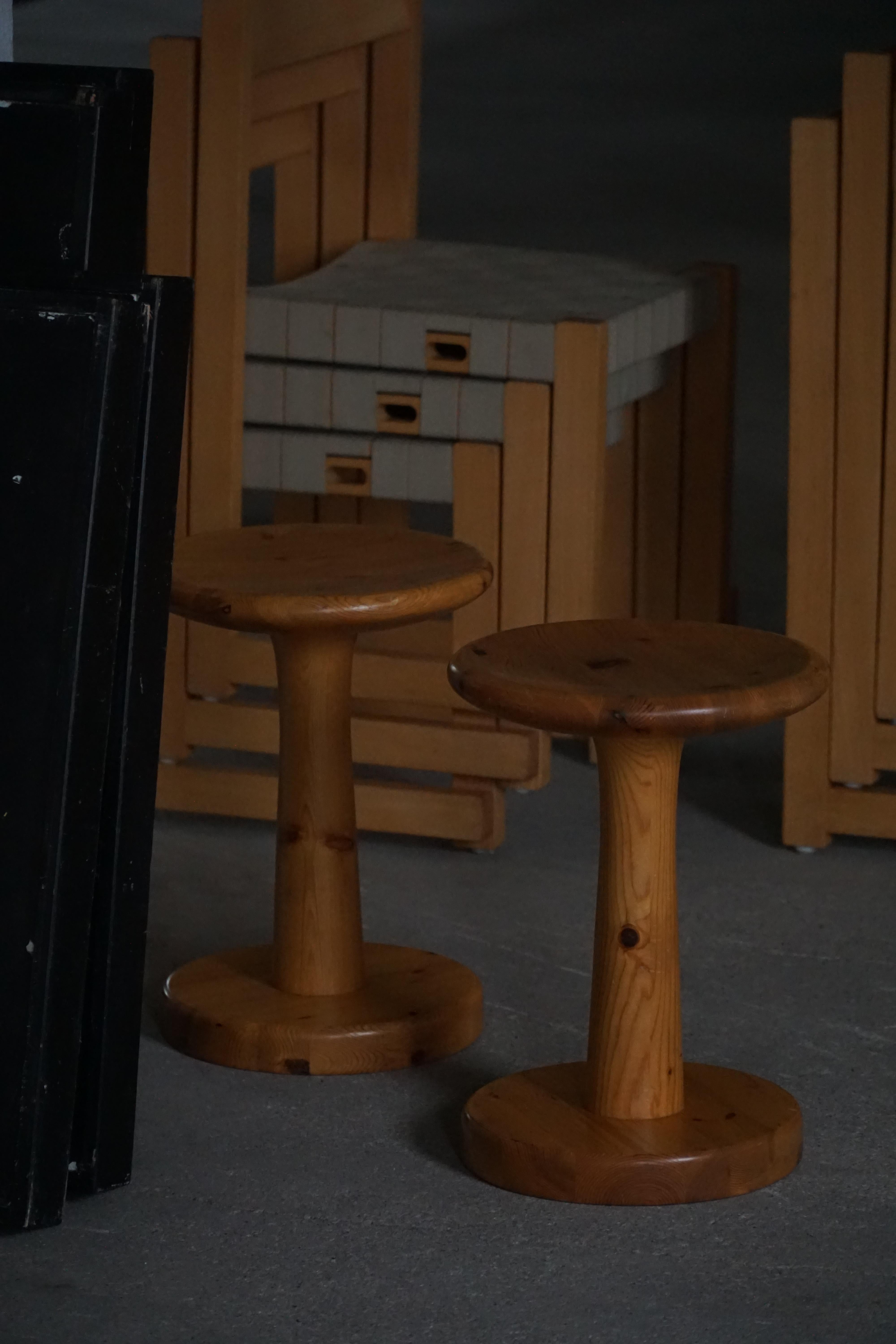 Ensemble de 4 tabourets / guéridons danois en pin Rainer Daumiller, milieu du 20e siècle, 1970 en vente 6