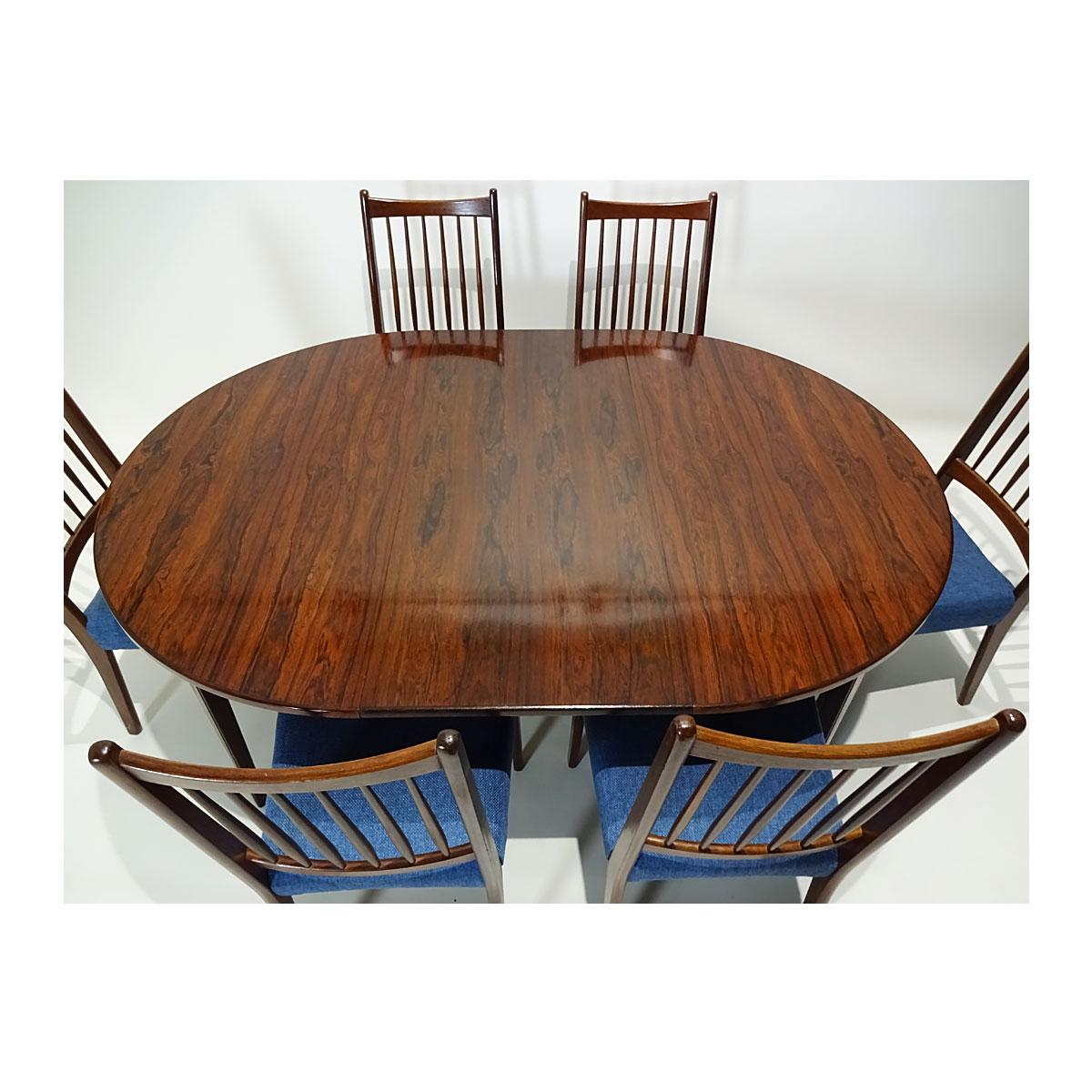 10 seats dining table