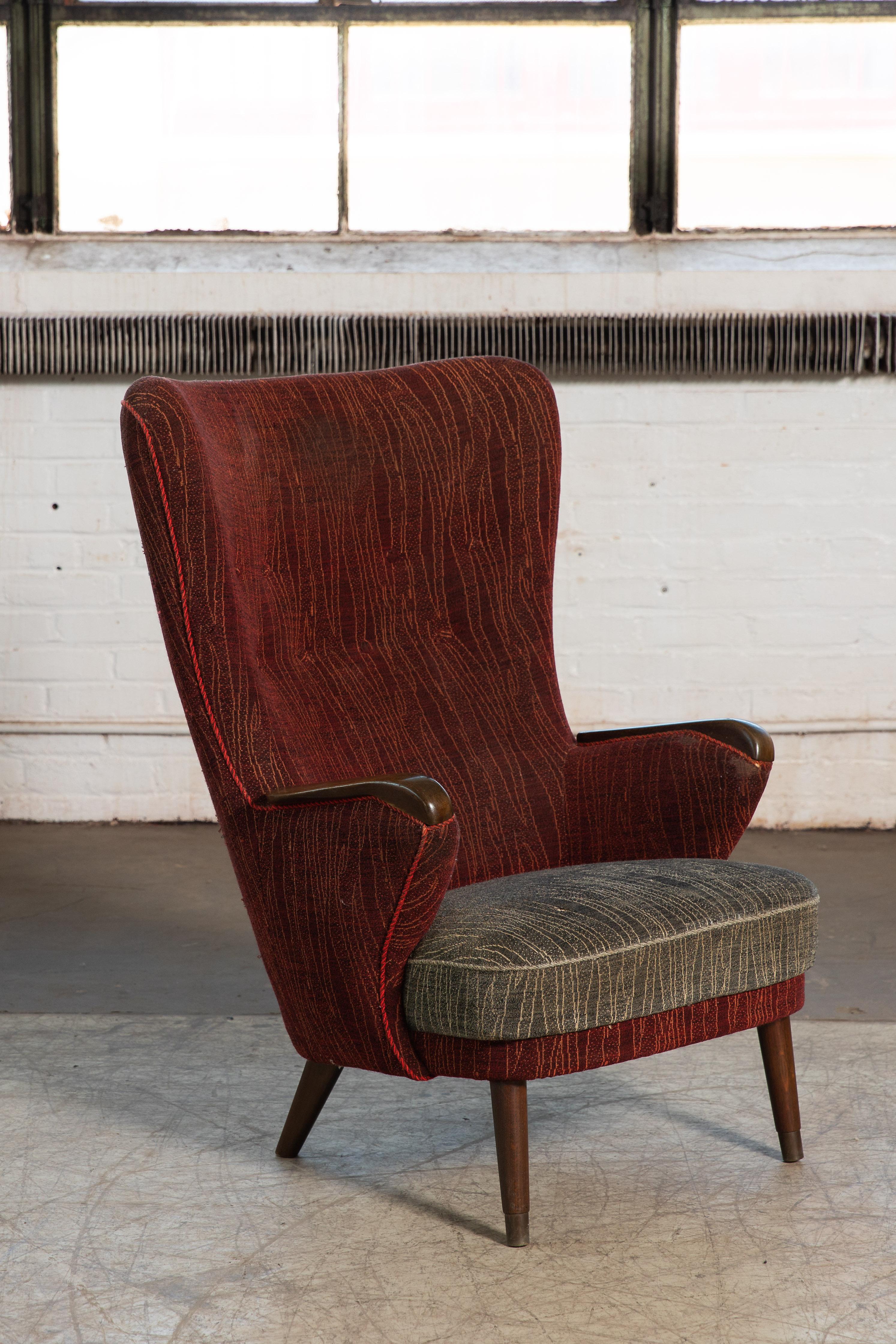 Danish Mid-Century 1950's Lounge Chair with Teak Accent on Armrests 2