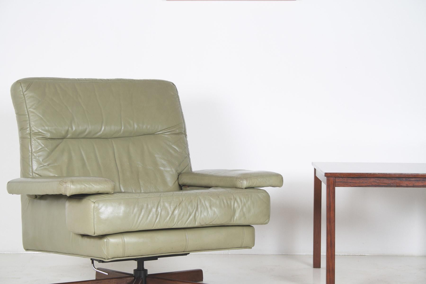 Norwegian Danish Mid-Century 1960s Sage Green Leather Swivel Lounge Chair with Tilt For Sale