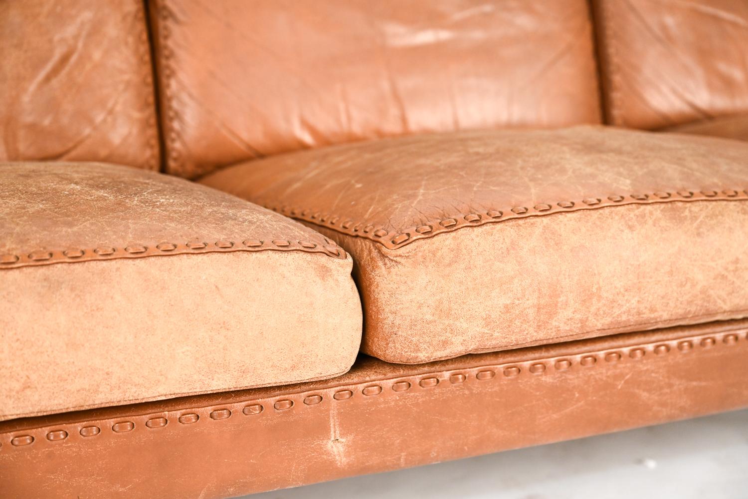 Mid-Century Modern Danish Mid-Century 3-Seater Leather Sofa