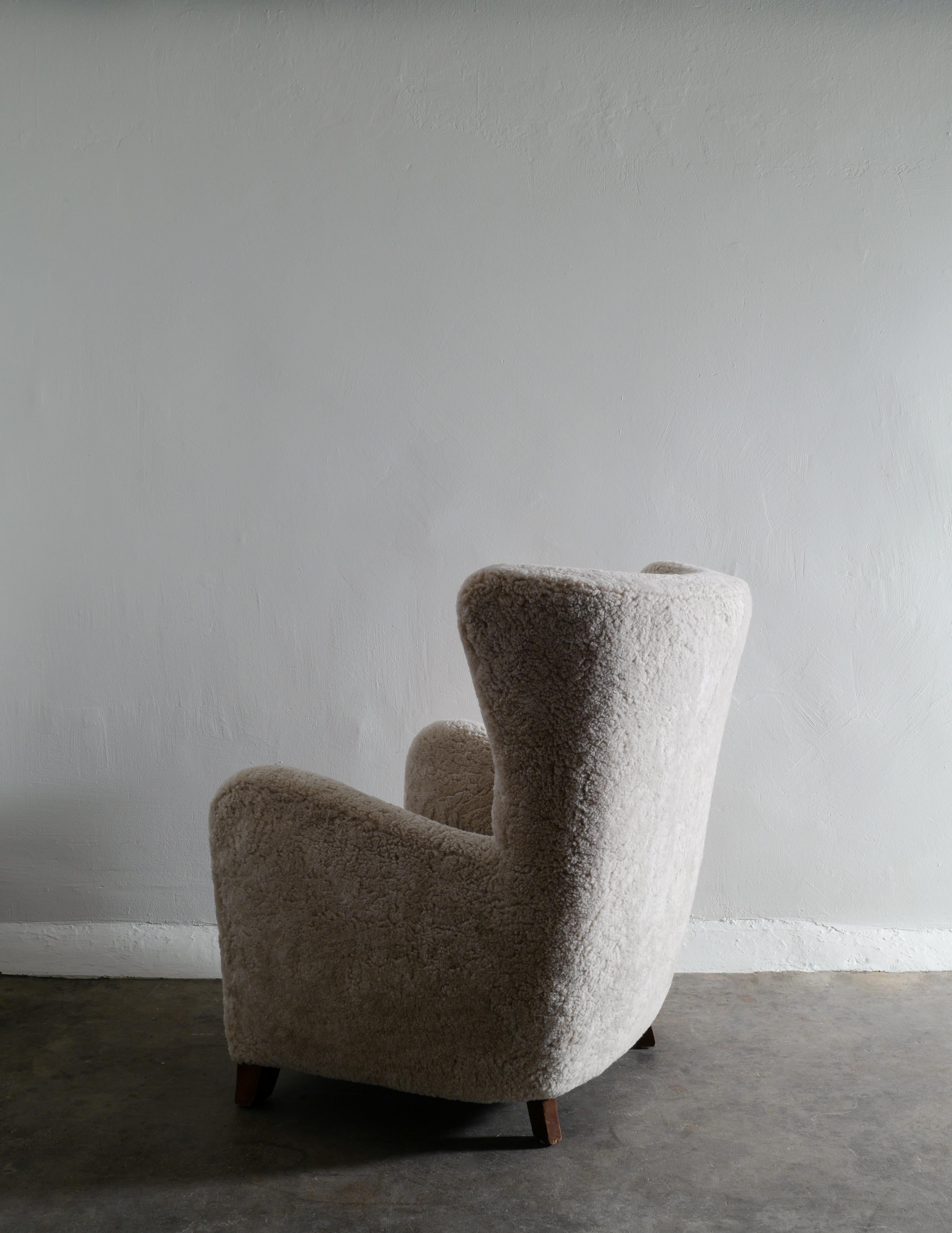 Scandinavian Modern Danish Mid Century Arm Wingback Chair in Style of Fritz Hansen, Denmark, 1940s