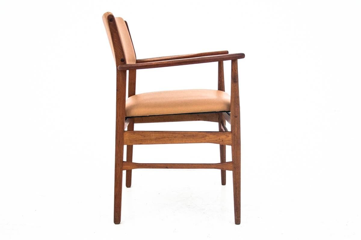 Dänischer Sessel aus der Mitte des Jahrhunderts, 1960er Jahre im Zustand „Gut“ im Angebot in Chorzów, PL