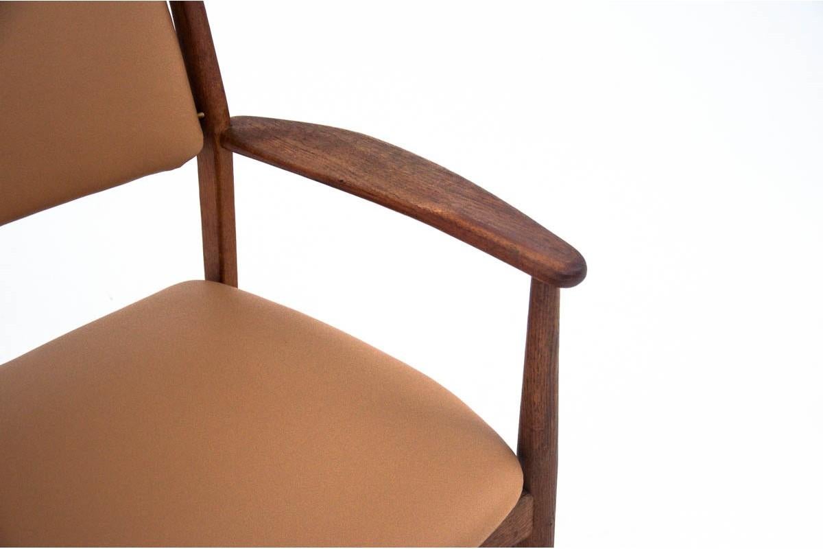 Dänischer Sessel aus der Mitte des Jahrhunderts, 1960er Jahre im Angebot 1