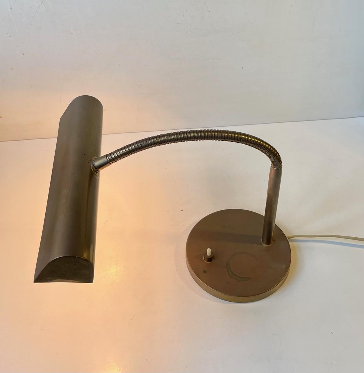 Danish Mid-Century Bankers Desk Lamp in Brass by E. S. Horn, 1950s In Good Condition In Esbjerg, DK