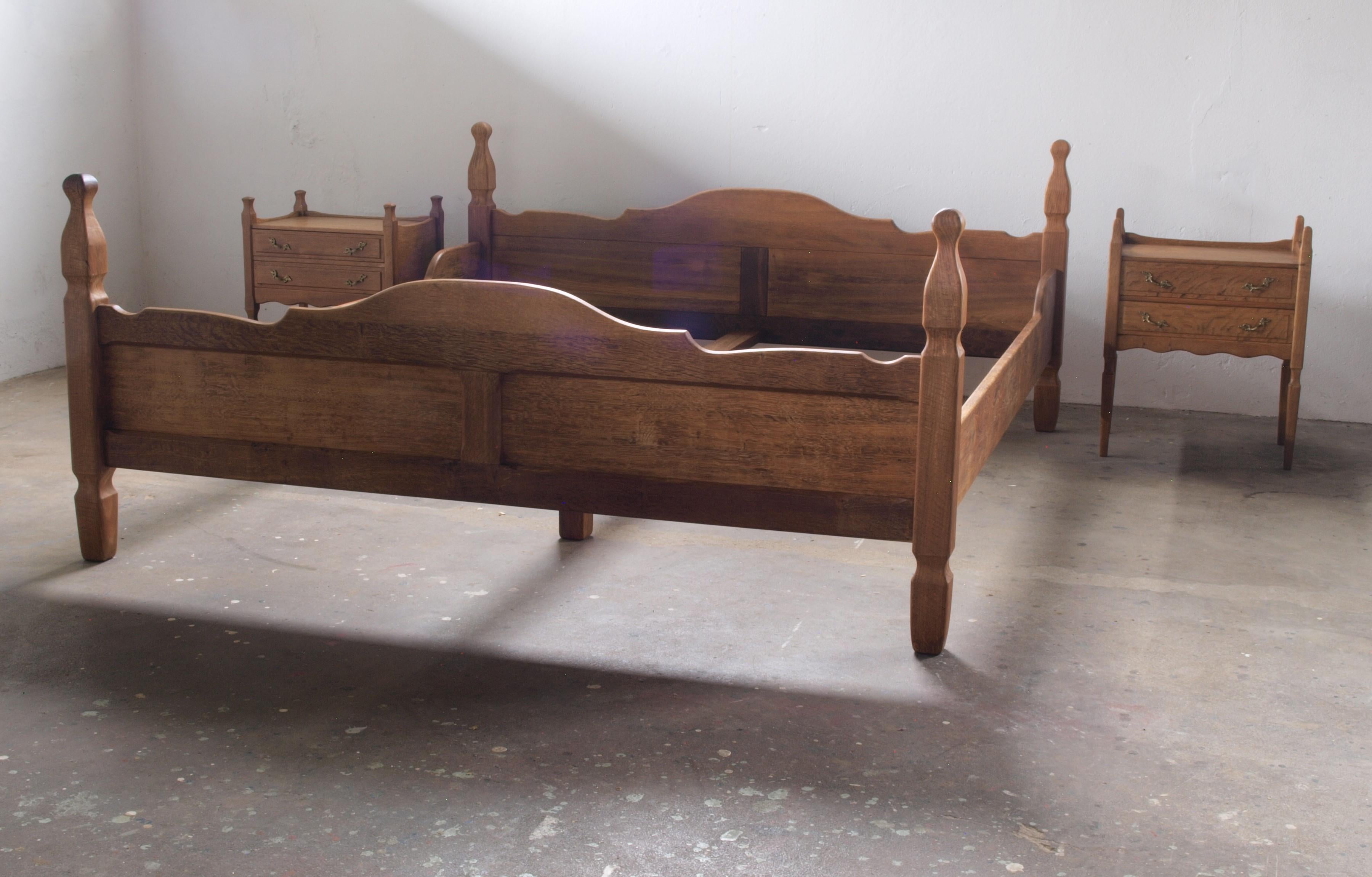 Danish Mid-Century Bed/Bedframe in Solid Oak in style of Henning Kjærnulf For Sale 13