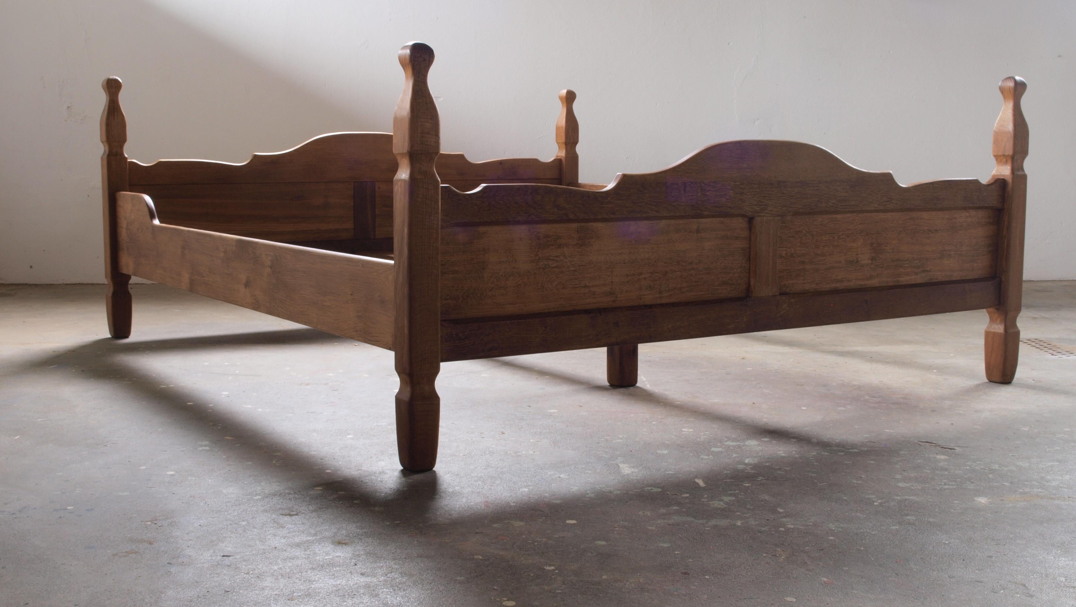Danish Mid-Century Bed/Bedframe in Solid Oak in style of Henning Kjærnulf For Sale 1