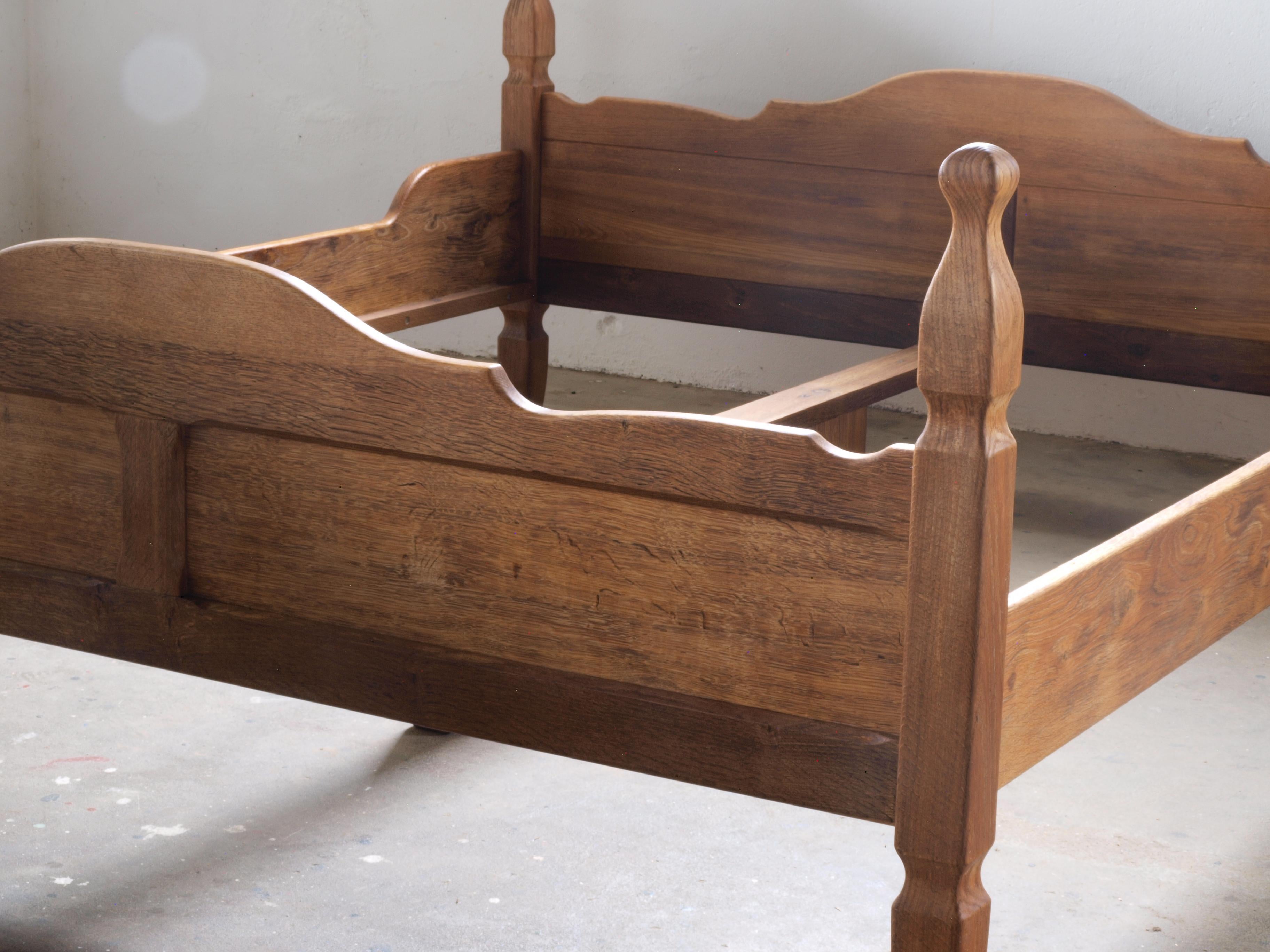 Danish Mid-Century Bed/Bedframe in Solid Oak in style of Henning Kjærnulf For Sale 4