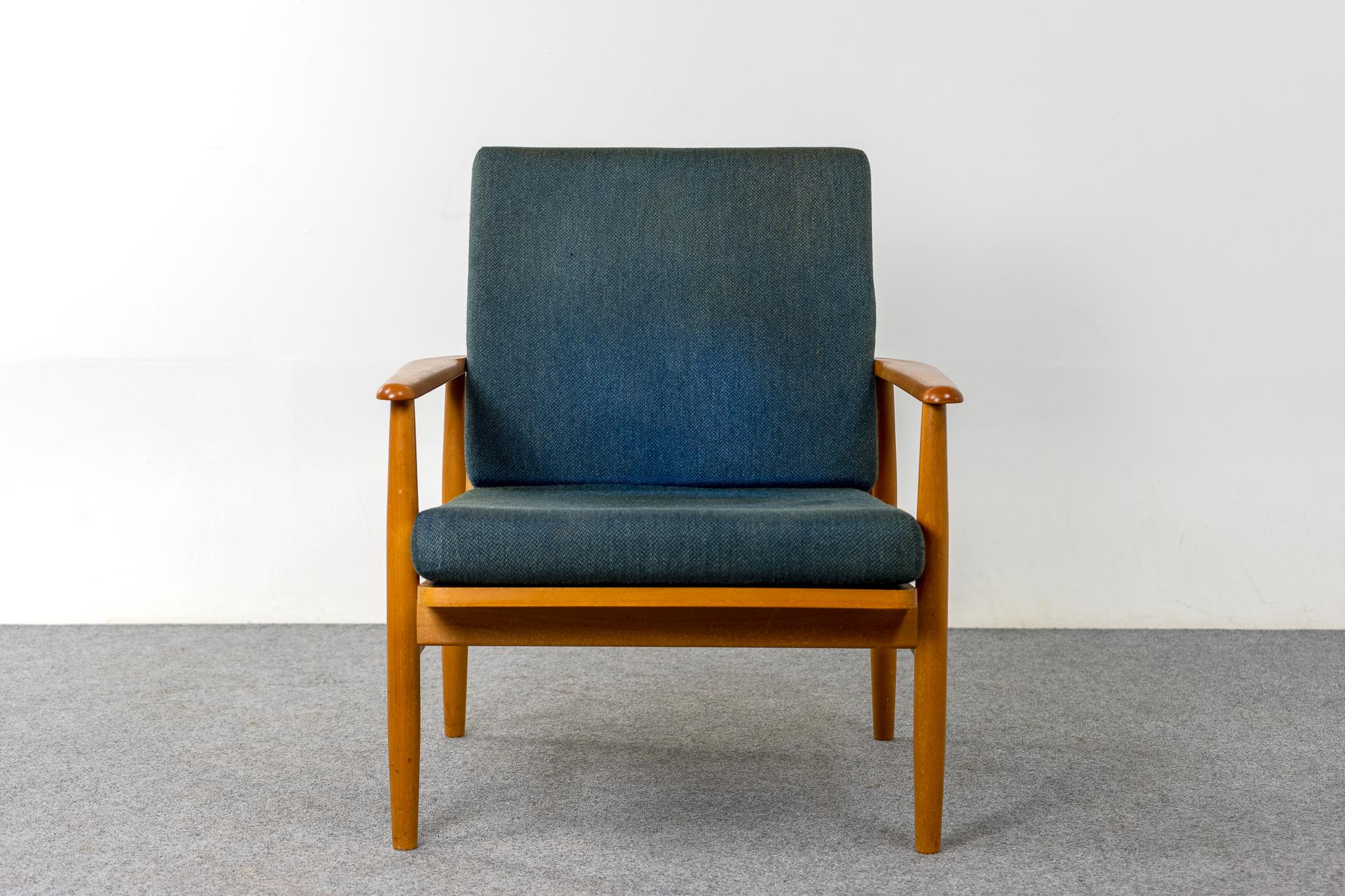 Beech wood Danish lounge chair, circa 1960's. Clean modern solid wood frame. with loose cushions design is easy to combine with other furniture in your living room.

Please inquire for remote and international shipping rates.