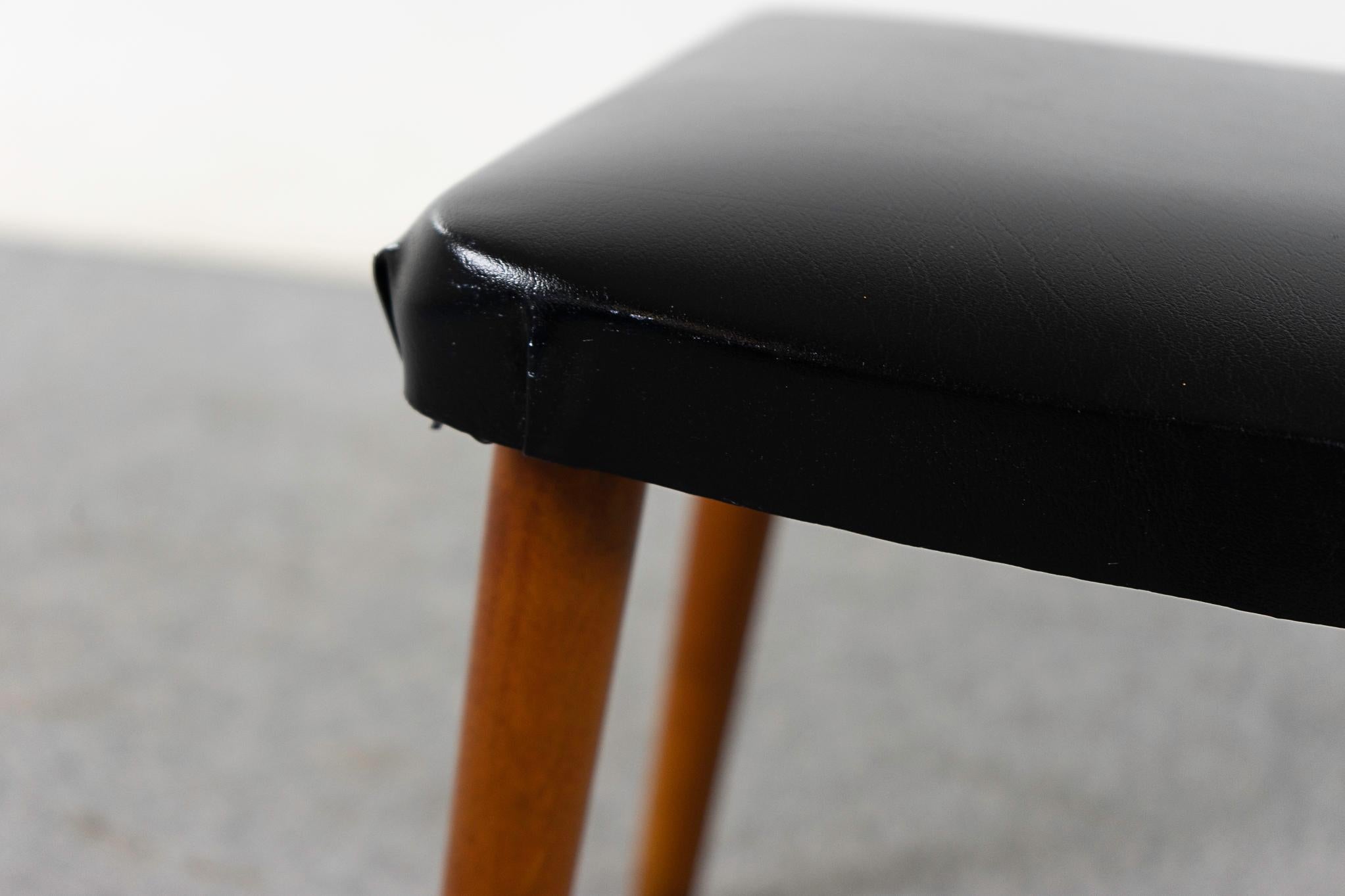 Danish Mid-Century Beech & Vinyl Footstool In Good Condition For Sale In VANCOUVER, CA