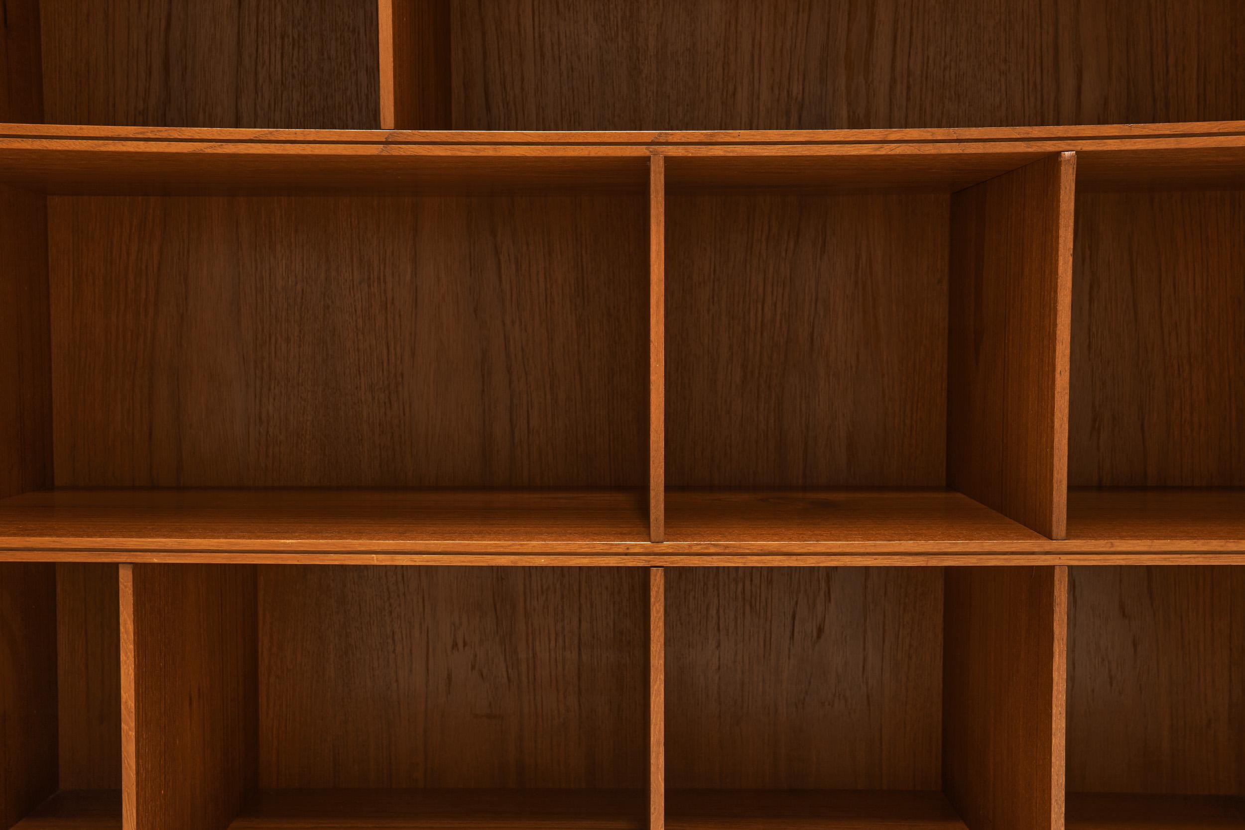Danish Mid-Century Bookcase by Grete Jalk for P. Jeppesen, Denmark 1950s For Sale 7