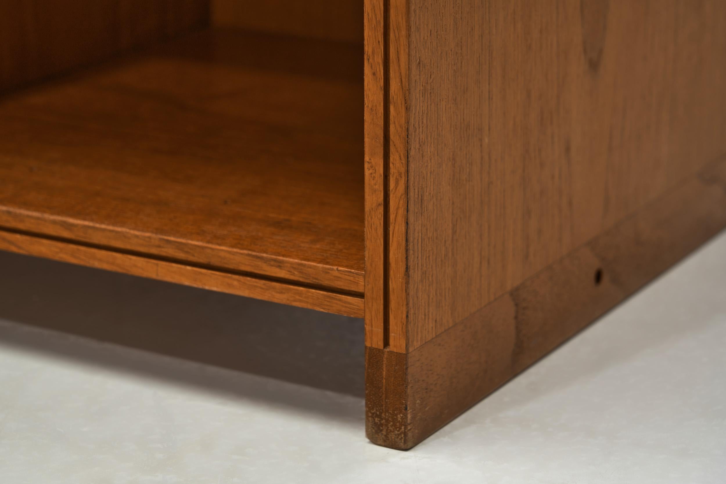 Danish Mid-Century Bookcase by Grete Jalk for P. Jeppesen, Denmark 1950s For Sale 11