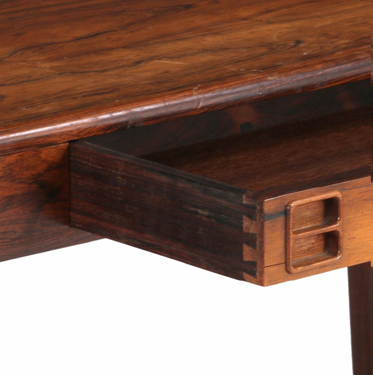 Mid-Century Modern Danish Mid-Century Brazilian Rosewood Coffee Table For Sale