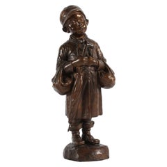Elna Borch - Grande figurine danoise en bronze représentant un jeune garçon avec un parapluie, années 1950