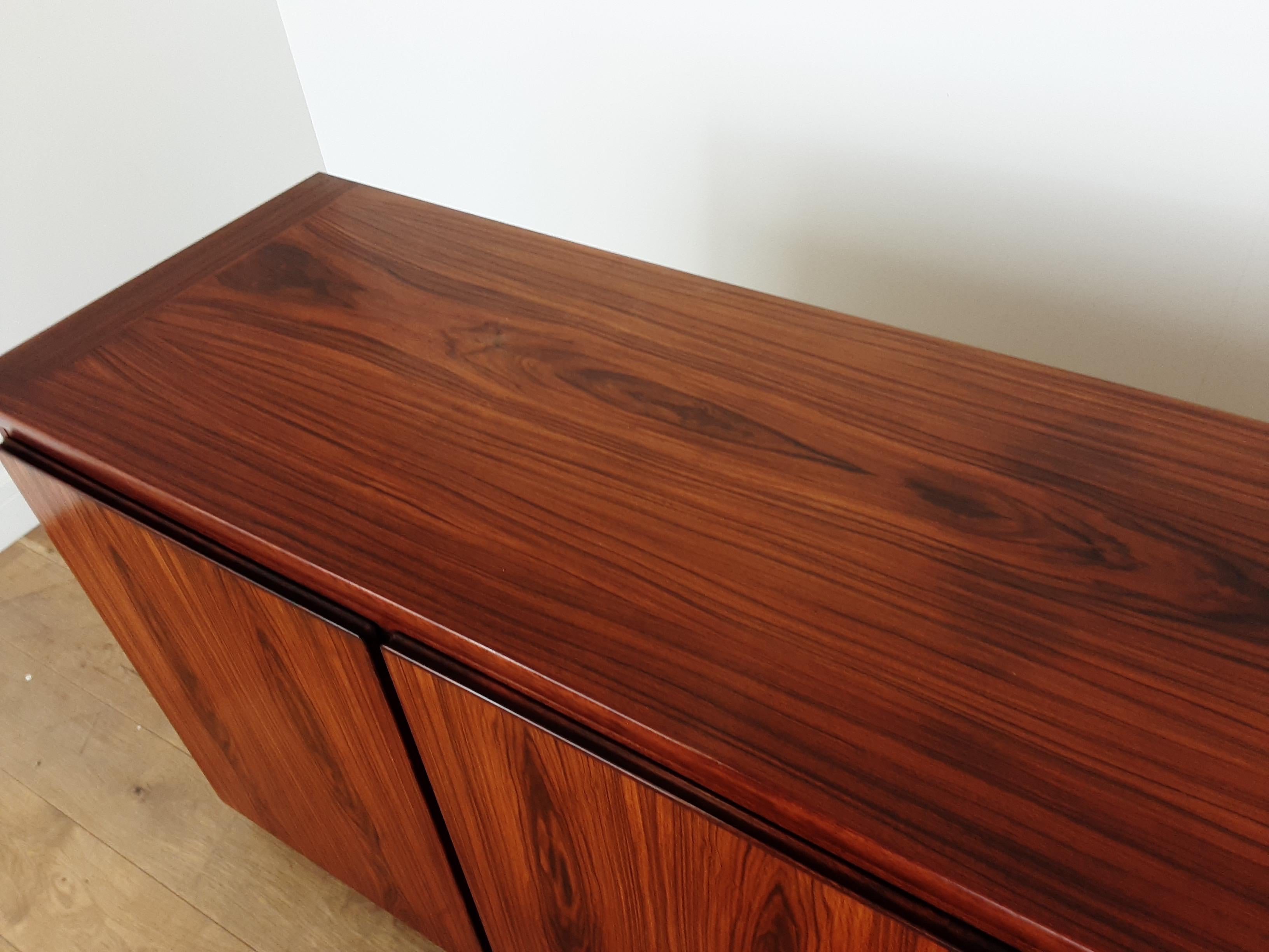 Danish Midcentury Brown Sideboard in Rosewood by Dyrlund Smith For Sale 6