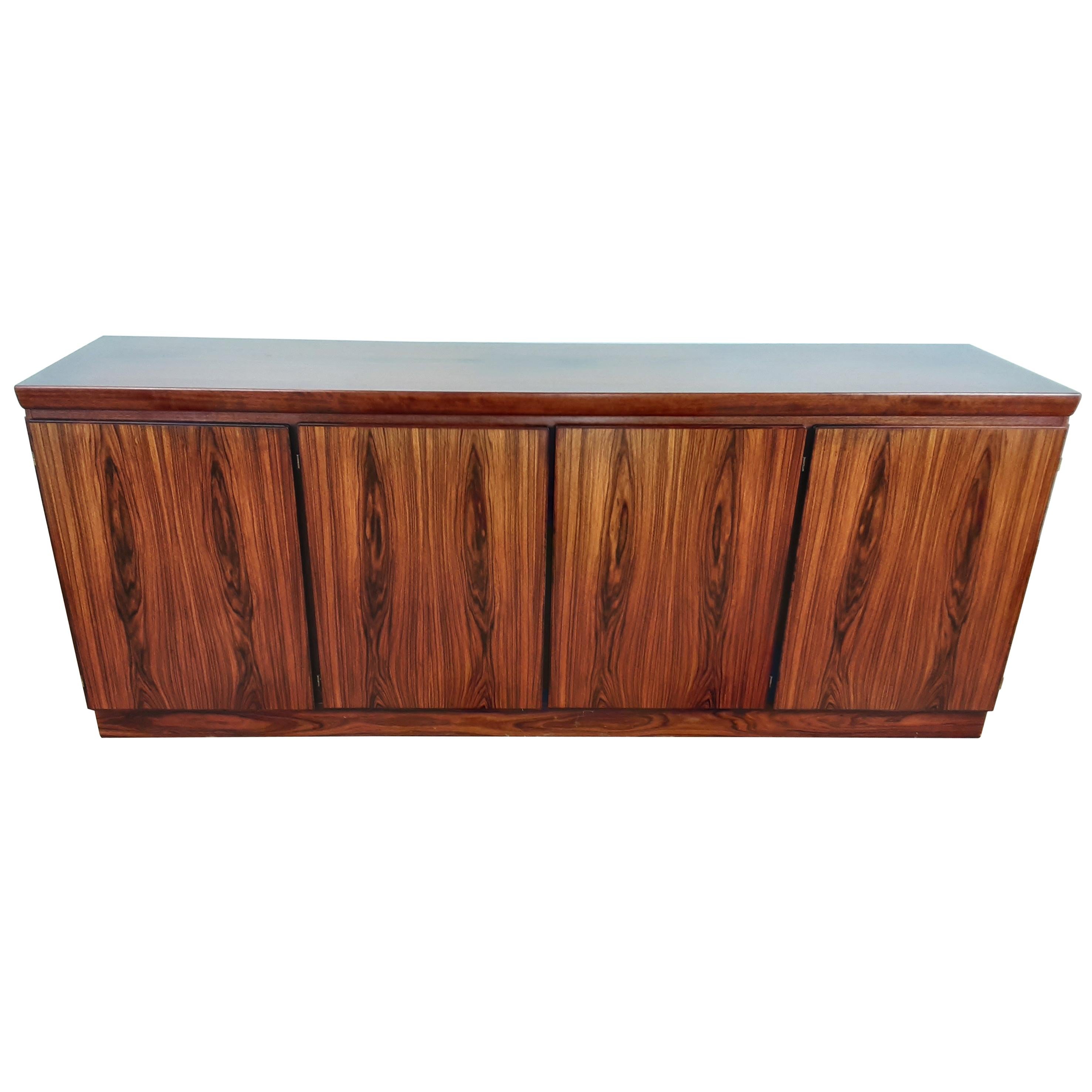 Danish Midcentury Brown Sideboard in Rosewood by Dyrlund Smith For Sale
