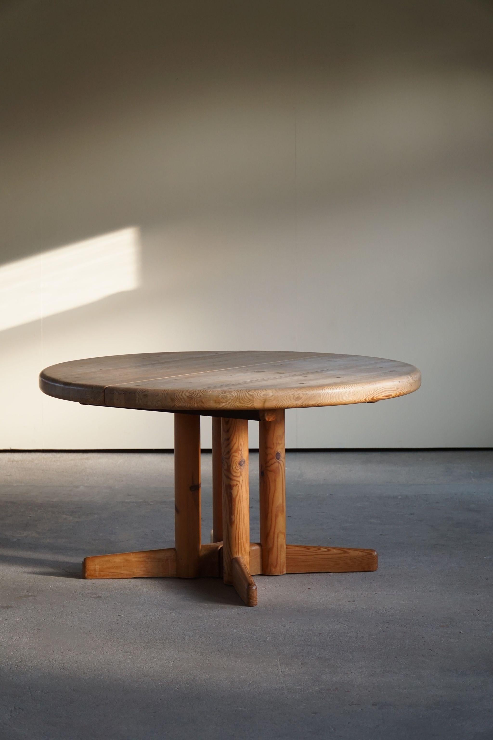 Danish Mid Century Brutalist Round Dining Table in Pine, by Rainer Daumiller 3