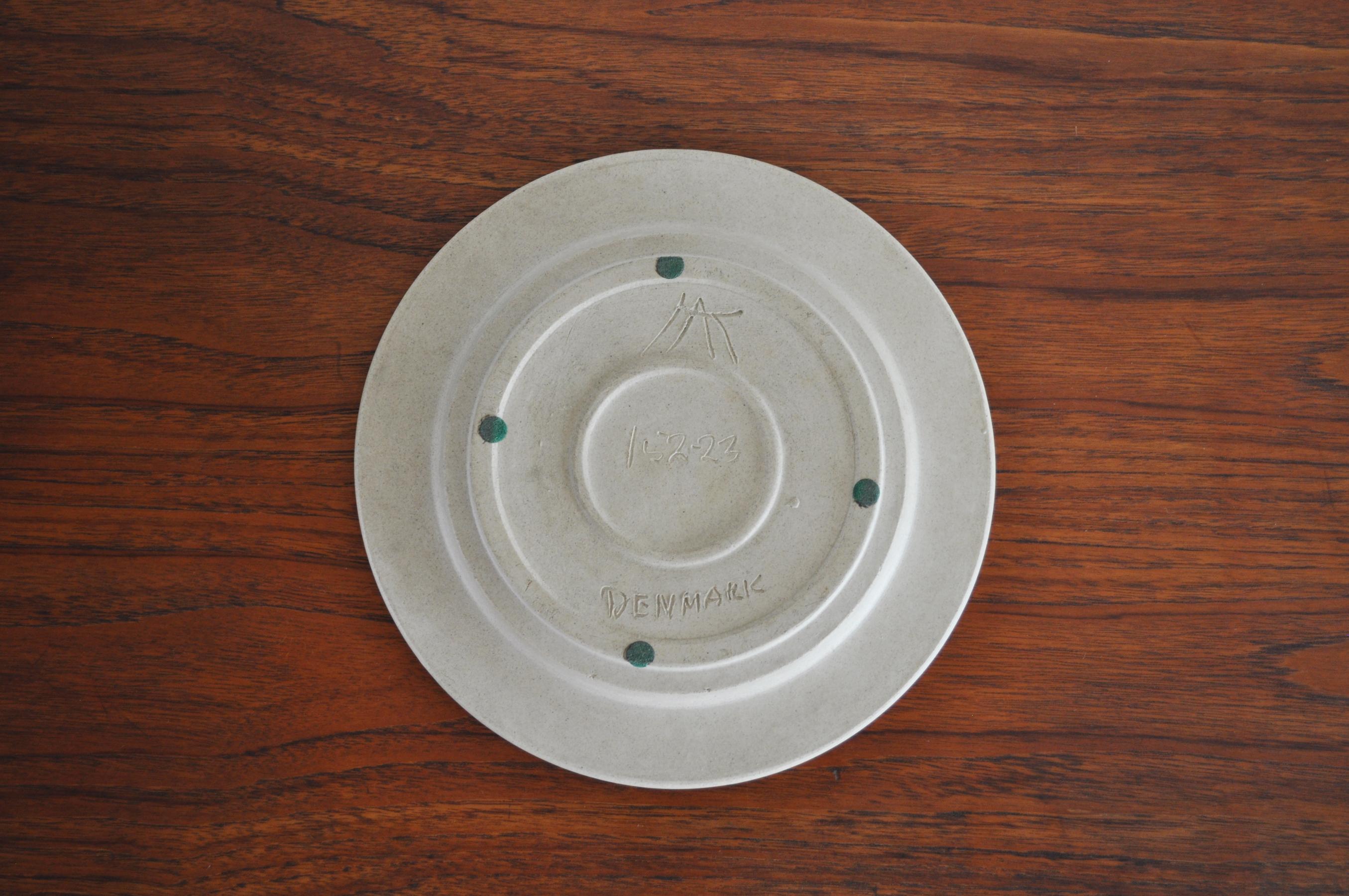 Danish Midcentury Ceramic Dish, Golden Ochre Glaze Handmade by Kähler For Sale 1