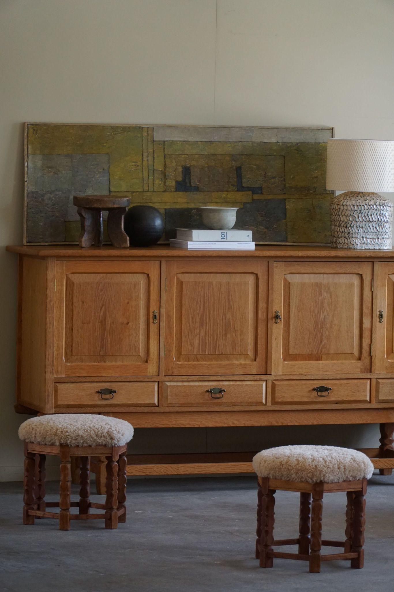 Dänisches Mid Century, Classic Rectangular Brutalist Sideboard in OAK, 1950er Jahre 2