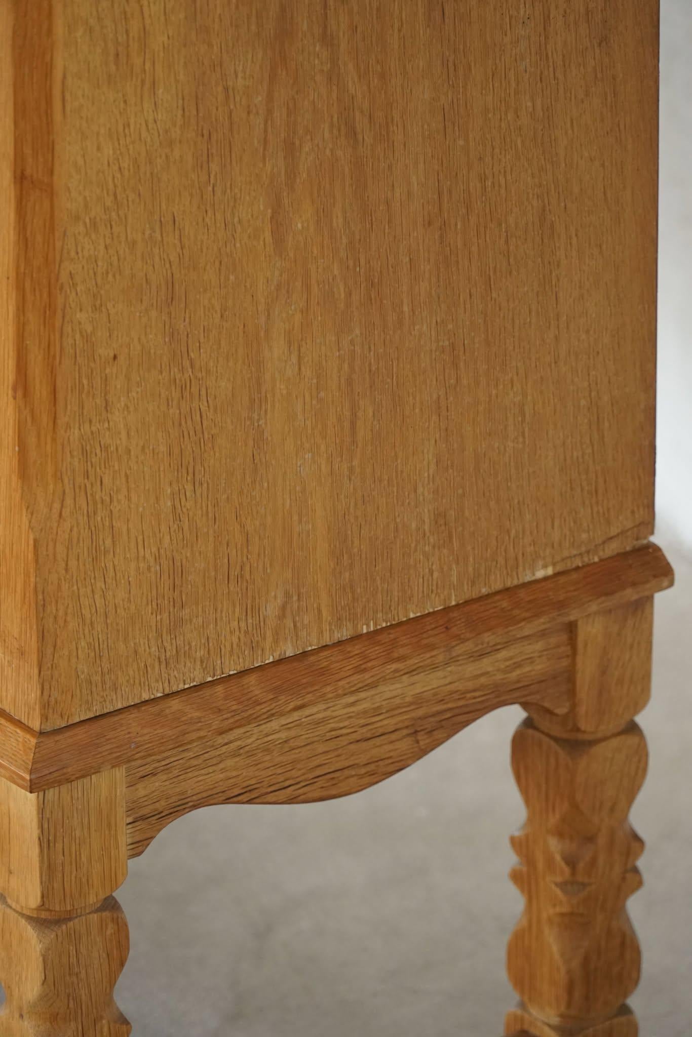 Credenza classica rettangolare danese di metà secolo in Oak, stile Kjærnulf, anni '60 in vendita 5