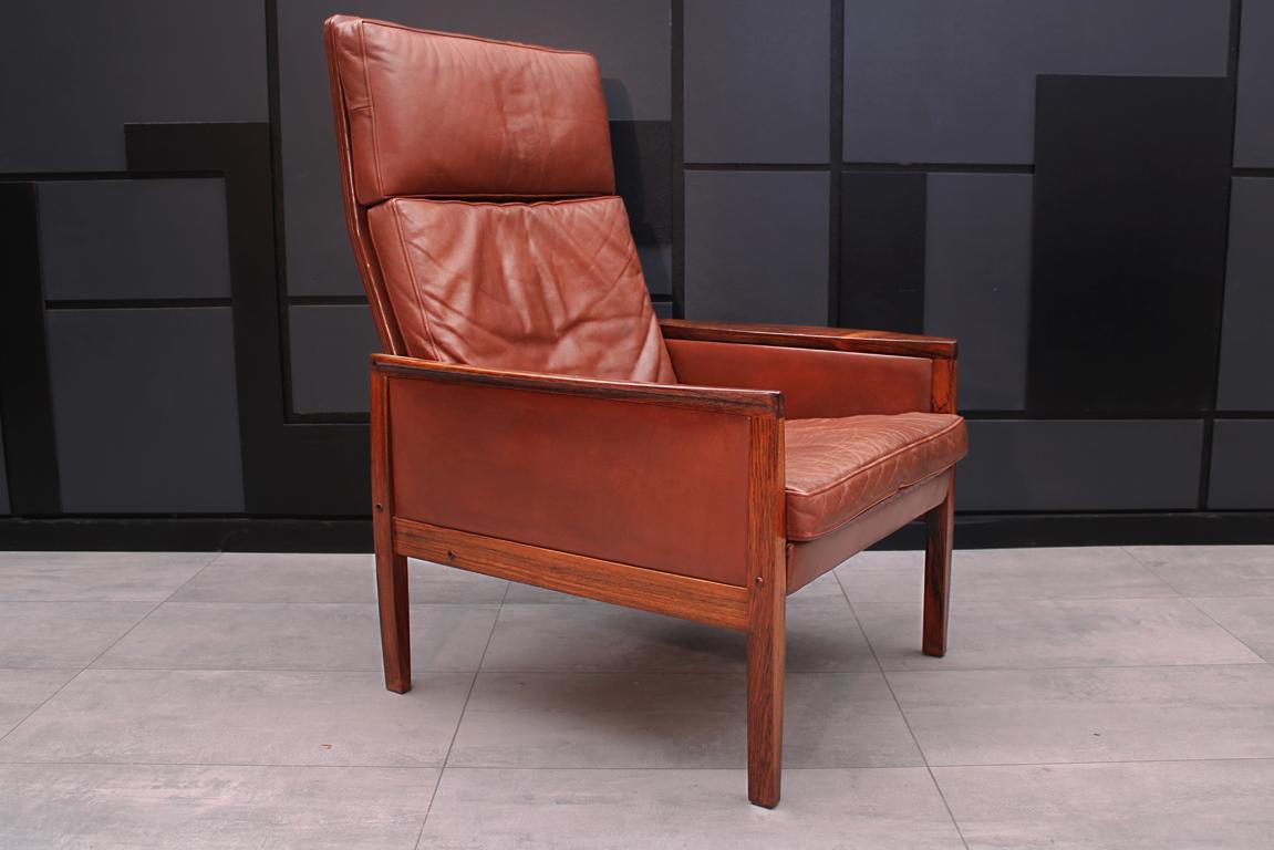 Mid-Century Modern Danish Midcentury Cognac Leather and Rosewood Lounge Chair by Hans Olsen