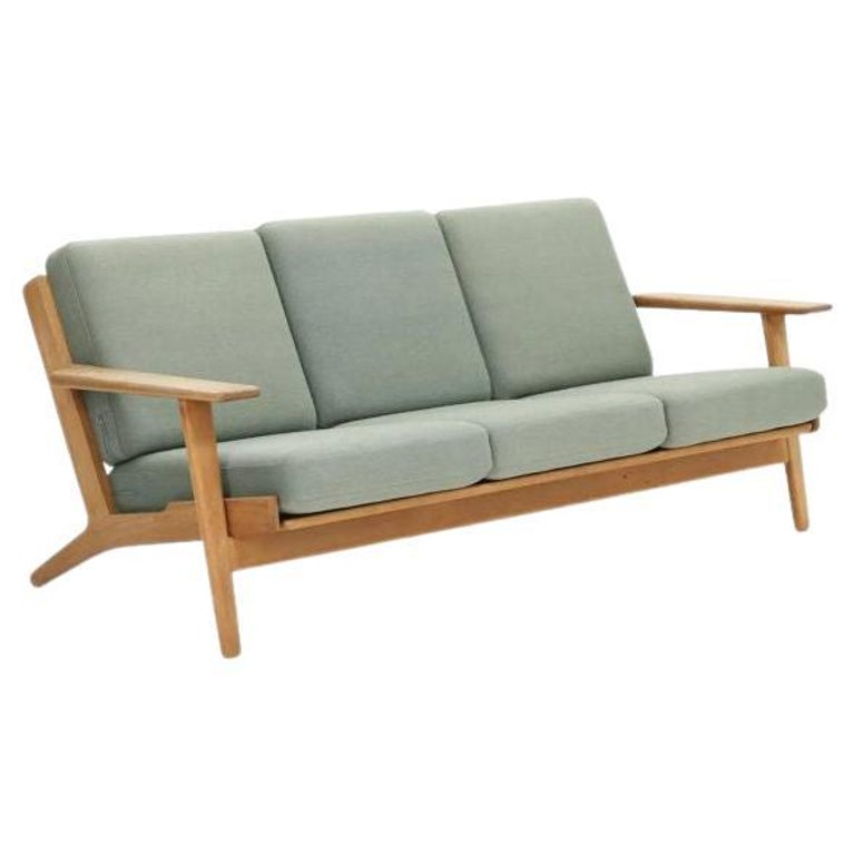 Hans J. Wegner GE 290/3 Three-Seat Oak Sofa for Getama, Denmark, circa 1960s