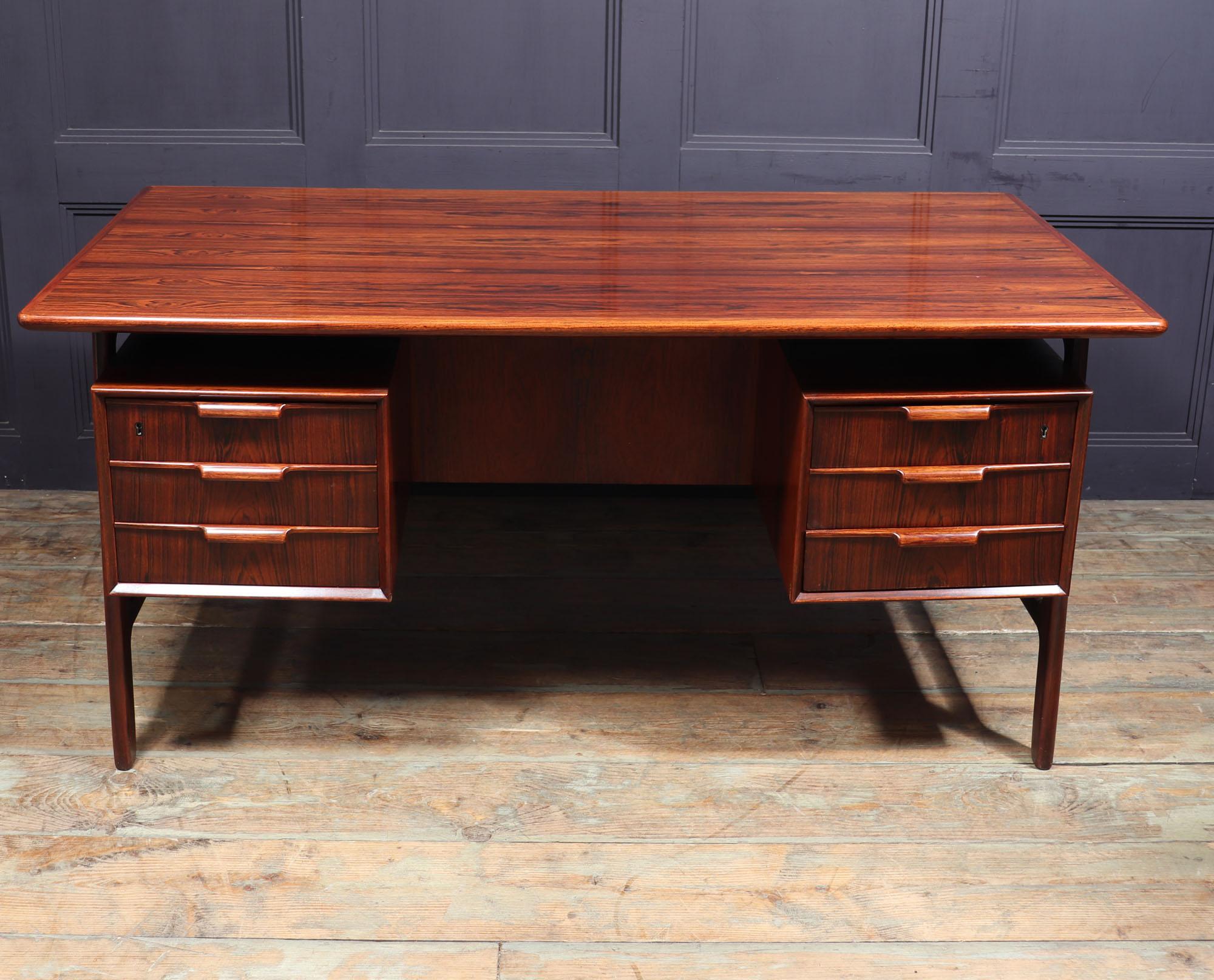 Danish Mid-Century Desk Model 75 by Oman Jun In Excellent Condition In Paddock Wood Tonbridge, GB