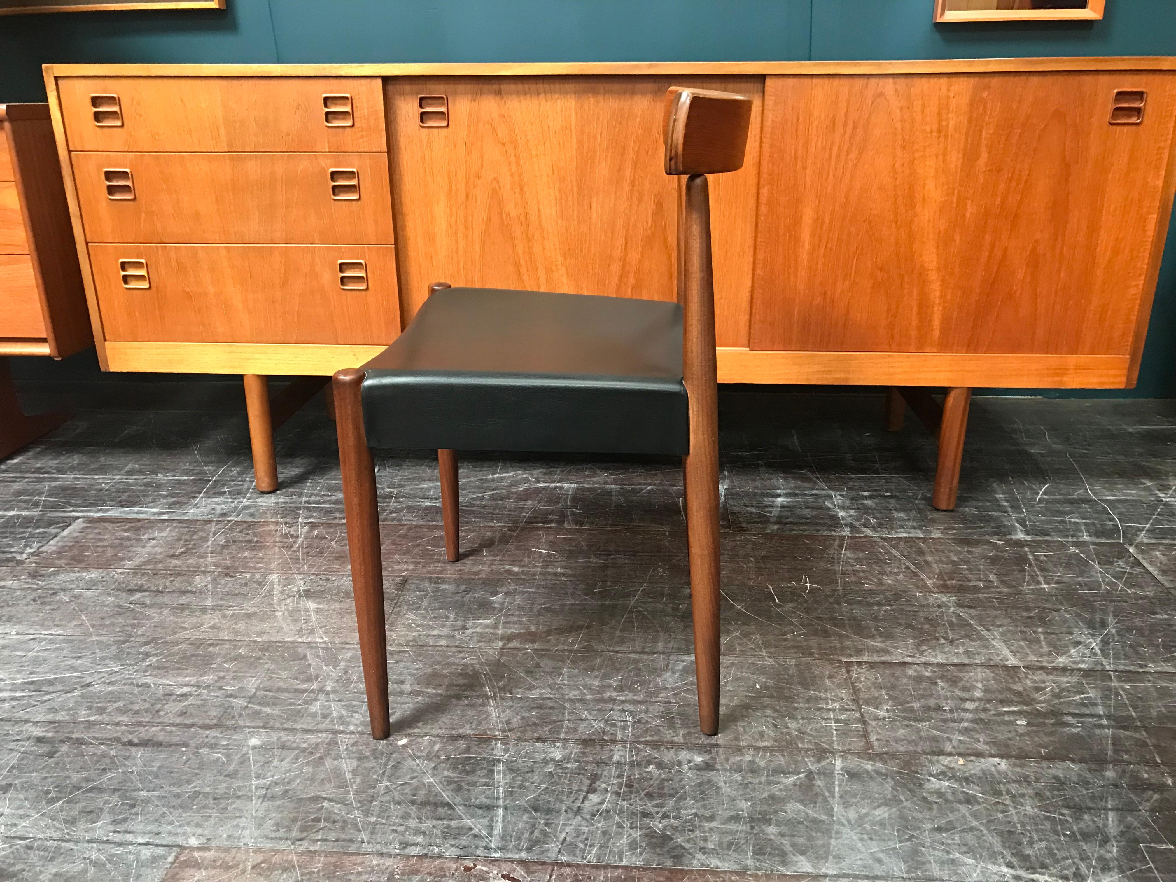 Danish Midcentury Dining Chairs by Arne Hovmand Olsen for Mogens Kold, Set of 6 For Sale 2