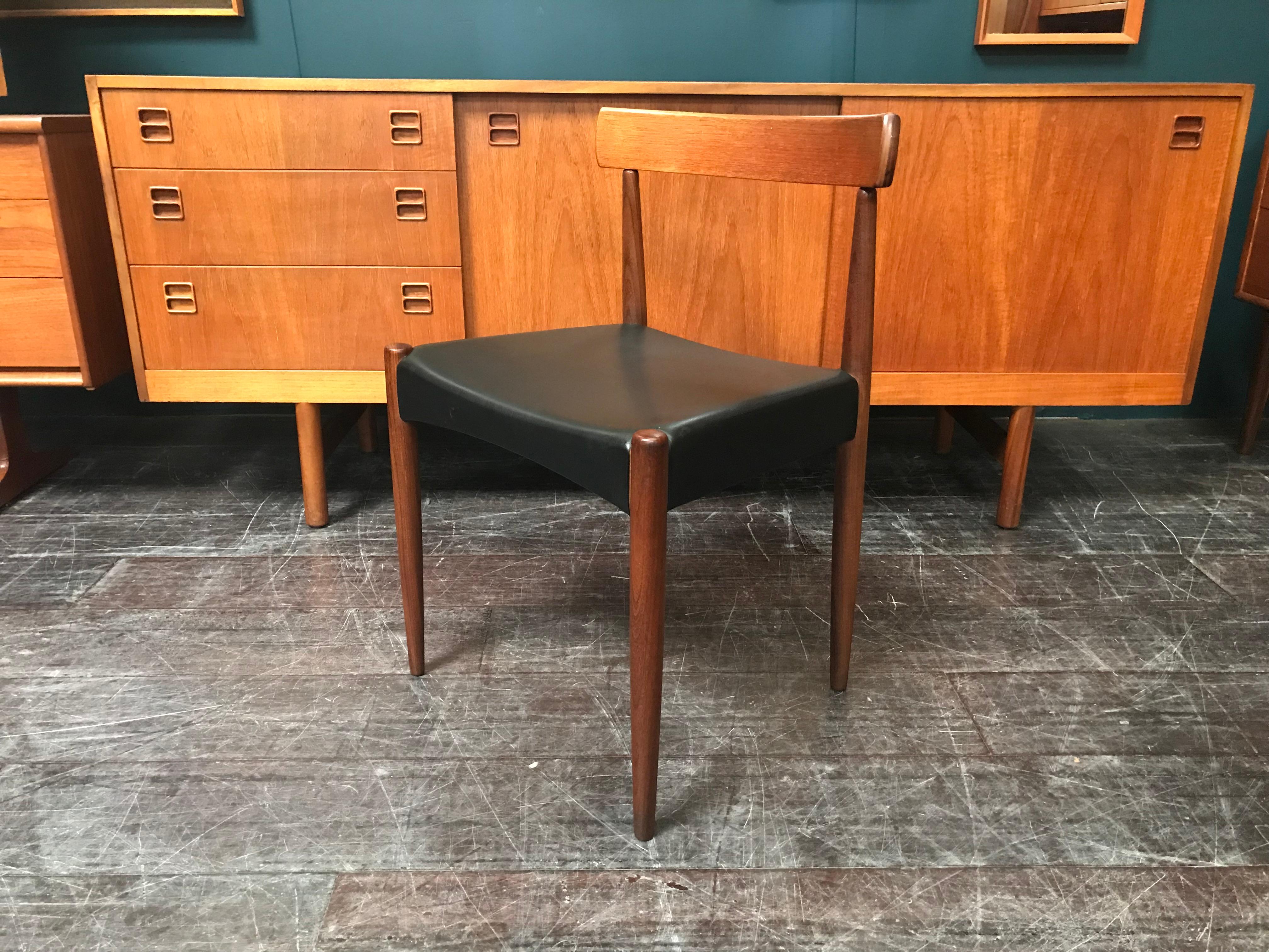 20th Century Danish Midcentury Dining Chairs by Arne Hovmand Olsen for Mogens Kold, Set of 6 For Sale