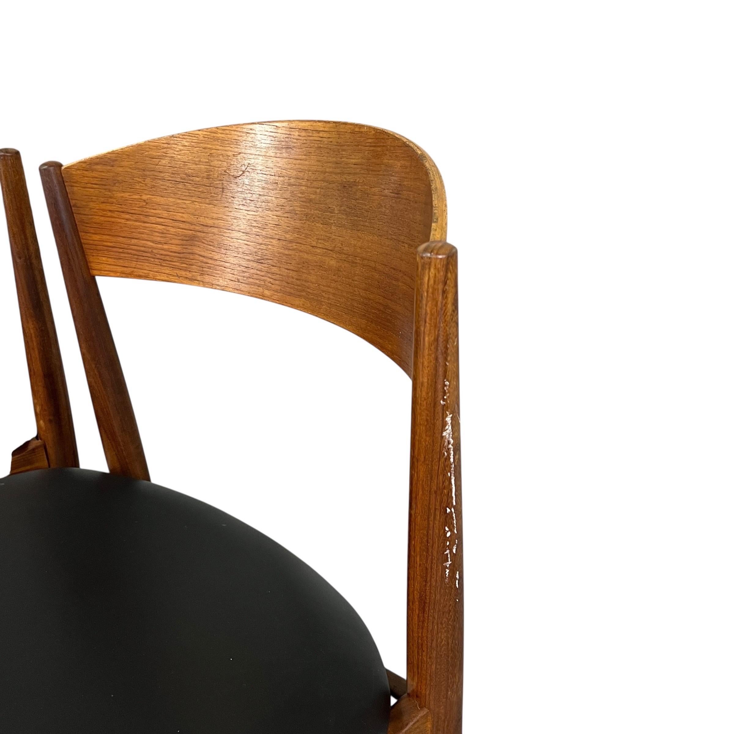 Sillas de comedor danesas de mediados de siglo de Jydsk Møbelindustri Skanderborg - Set de 8 Otro en venta