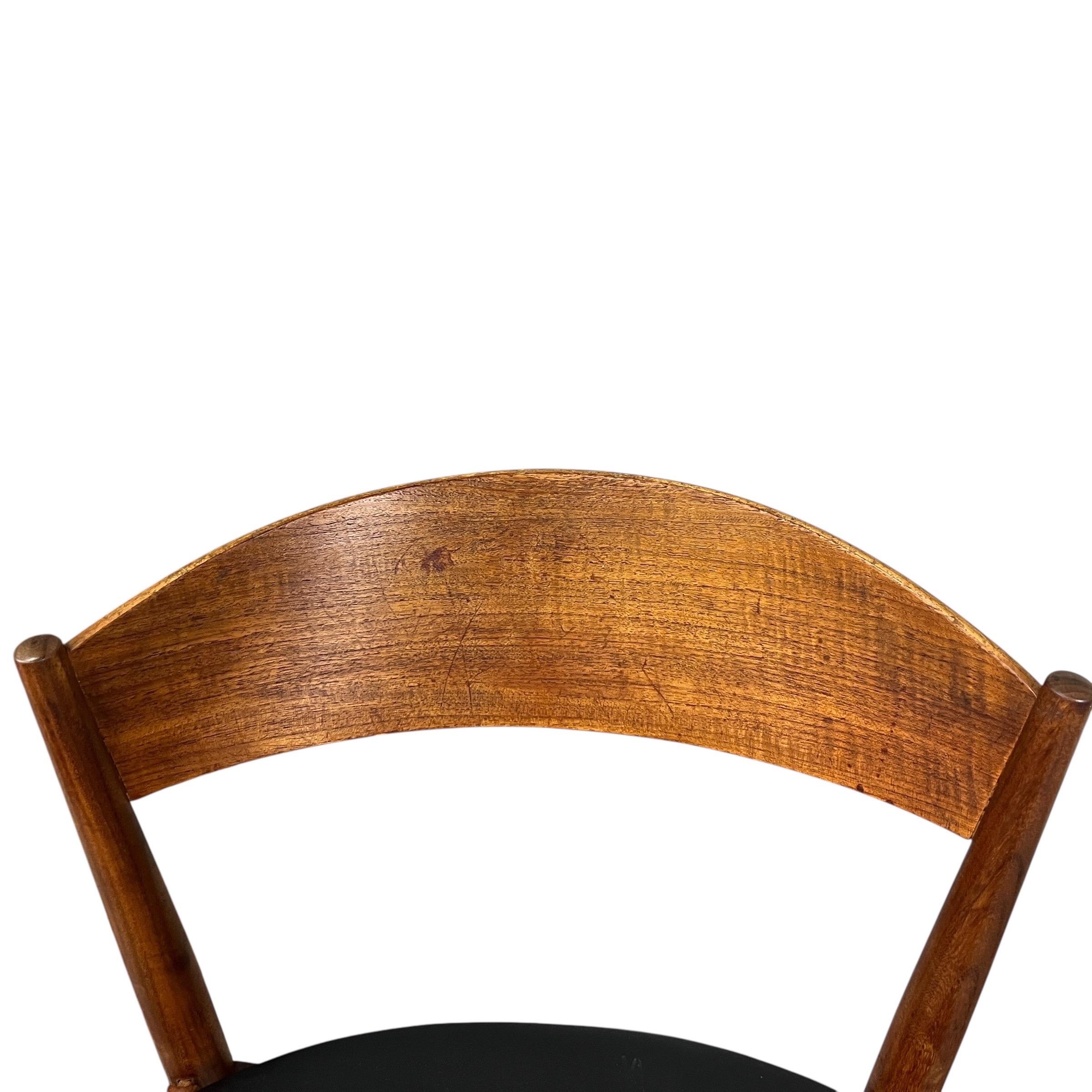 Sillas de comedor danesas de mediados de siglo de Jydsk Møbelindustri Skanderborg - Set de 8 en venta 1