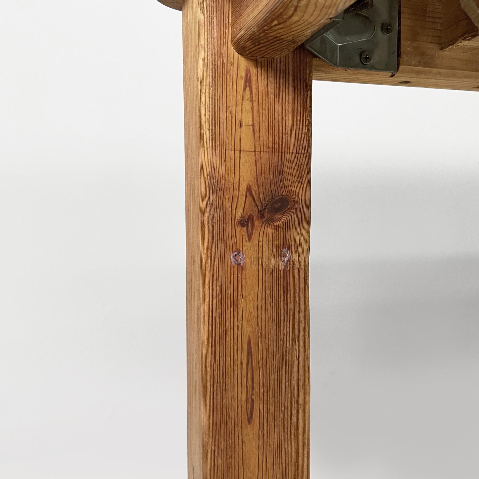 Danish mid-century modern dining table in wood, 1960s For Sale 10