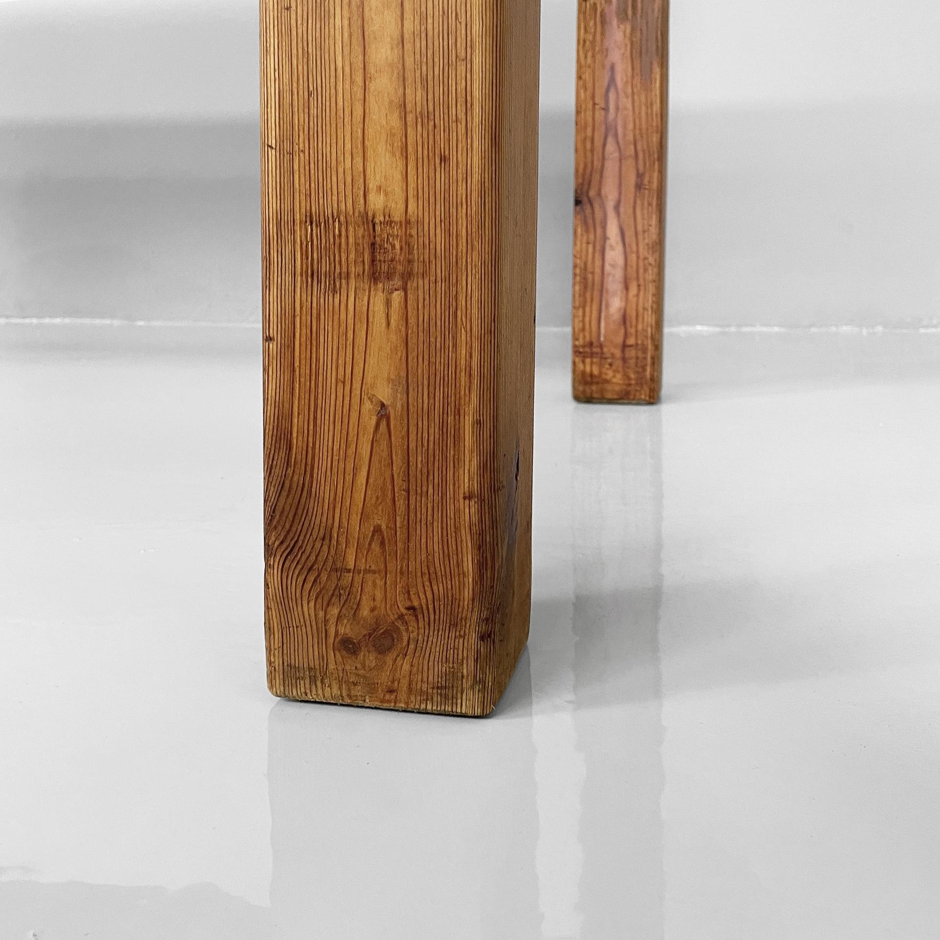 Danish mid-century modern dining table in wood, 1960s For Sale 13