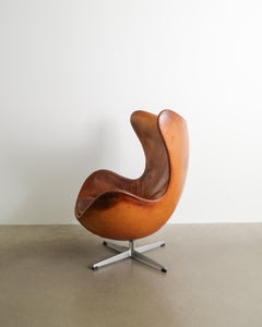 Danish Mid Century "Egg Chair" in Brown Cognac Leather by Arne Jacobsen, 1963