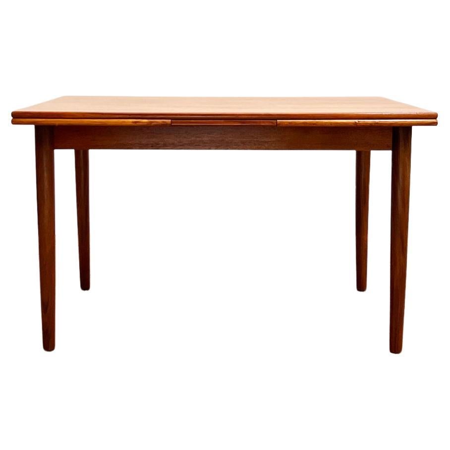 Danish Mid-Century Expandable Teak Dining Table, Denmark, 1960s