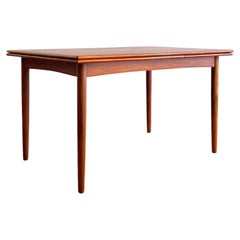Tavolo da pranzo danese in teak espandibile della metà del secolo scorso, Danimarca, anni '60