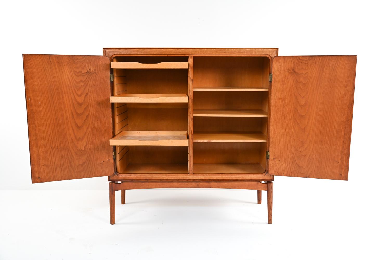 Danish Mid-Century Finn Juhl-Style Oak Cabinet 1