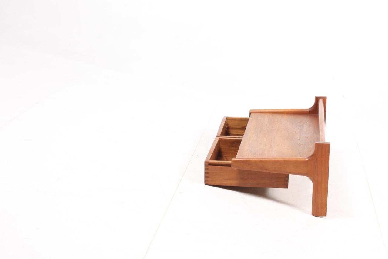 Danish Midcentury Floating Console by Børge Mogensen 3