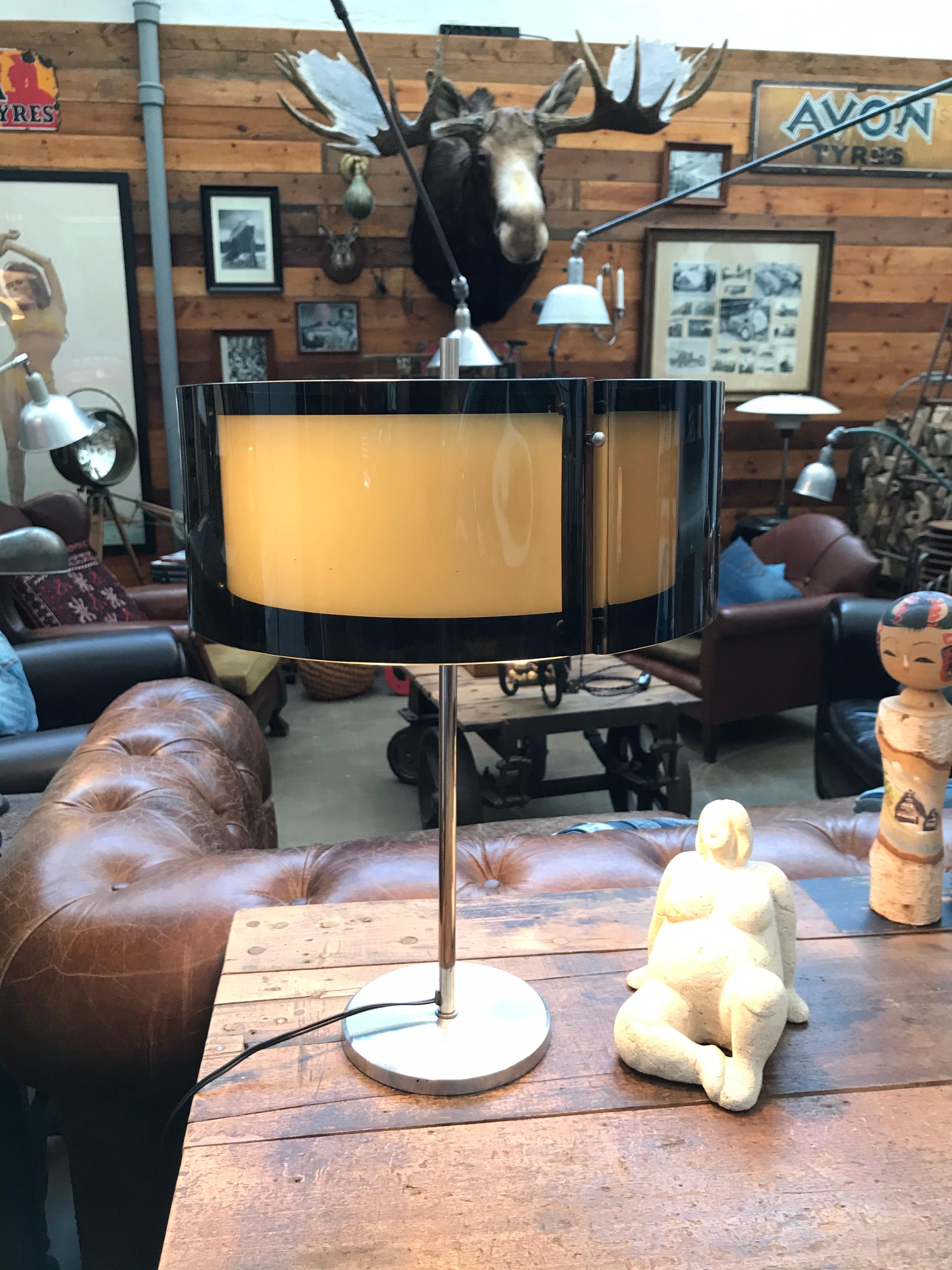 Danish Midcentury Floor Lamp in a Very Stylish Period Design By Kemp & Lauritzen For Sale 5